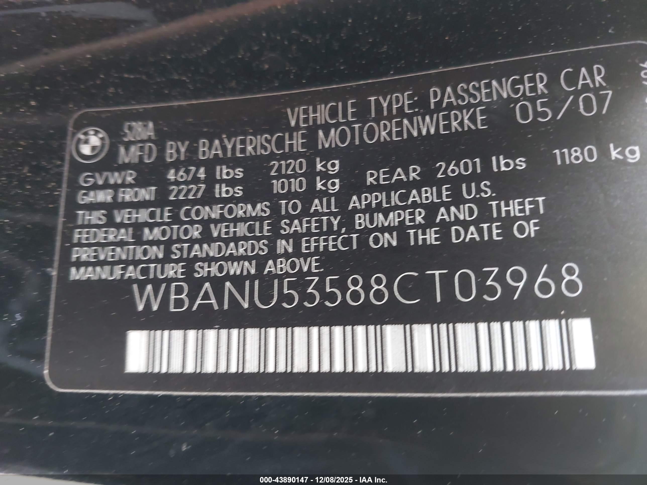 BMW 528I image 9