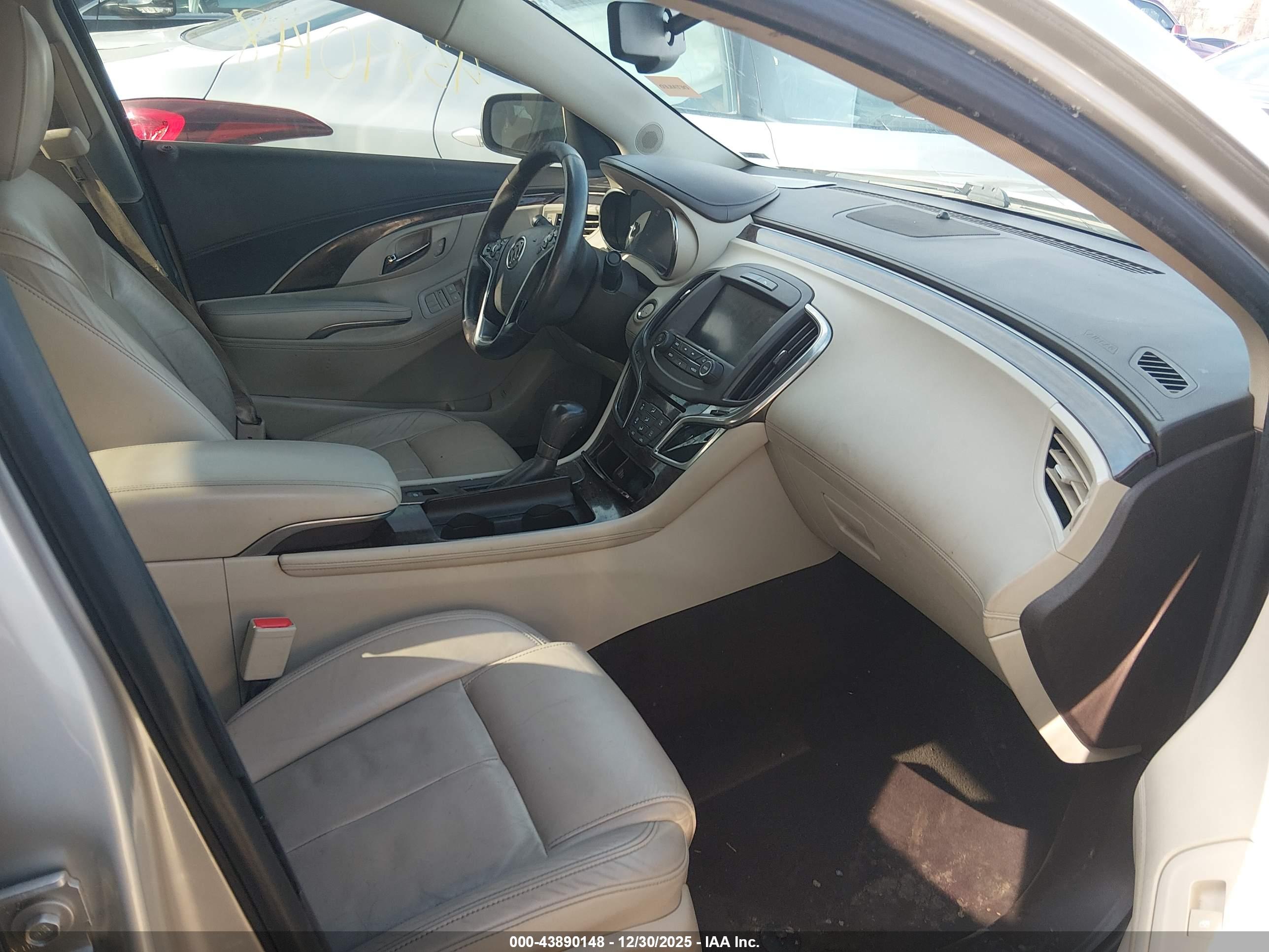 BUICK LACROSSE image 5