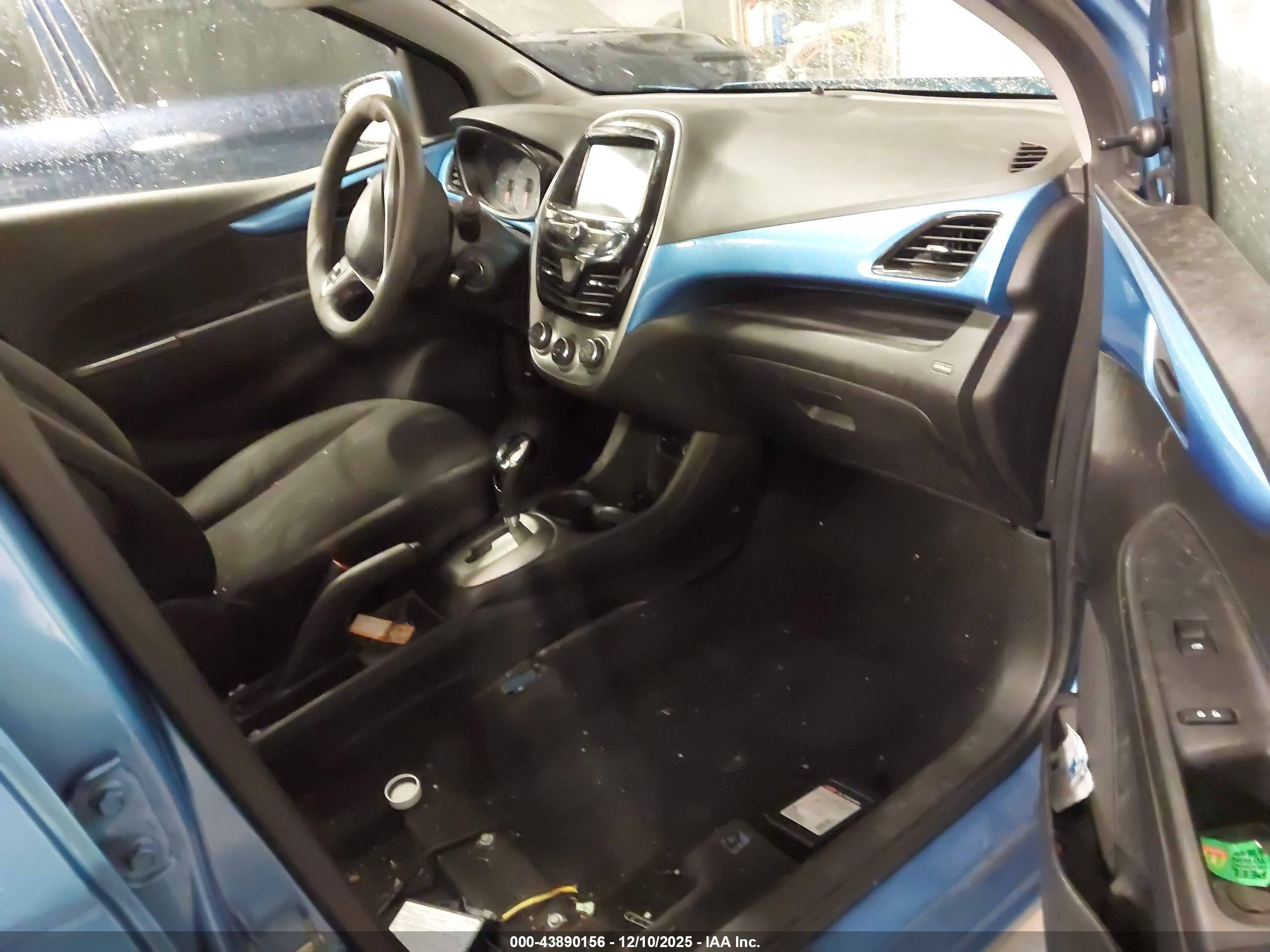 CHEVROLET SPARK image 5