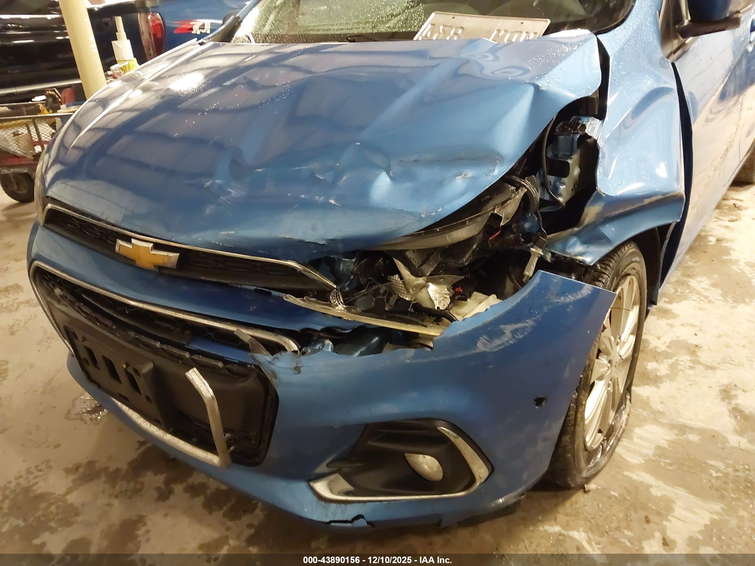 CHEVROLET SPARK image 6