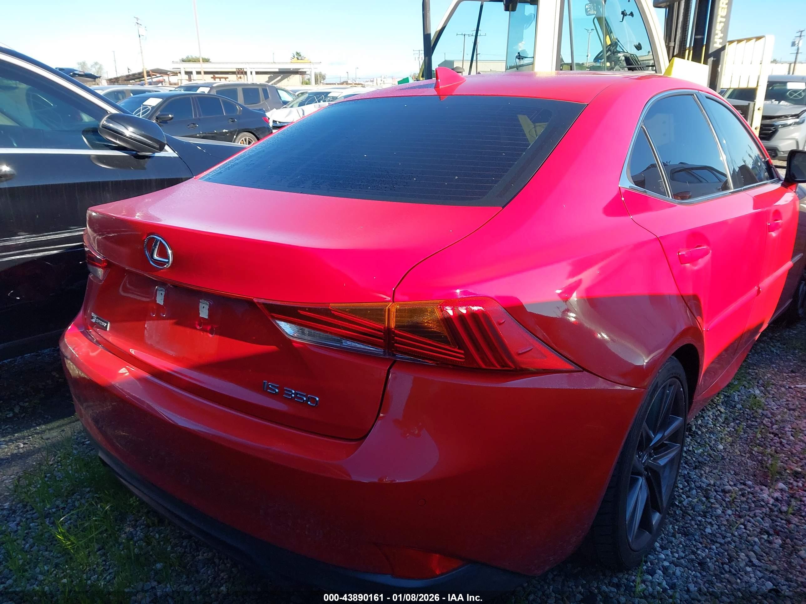 LEXUS IS image 4