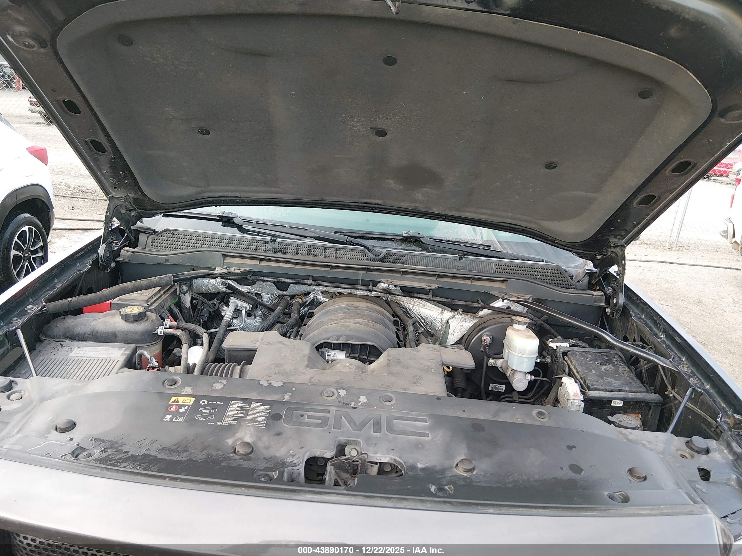 GMC SIERRA image 10