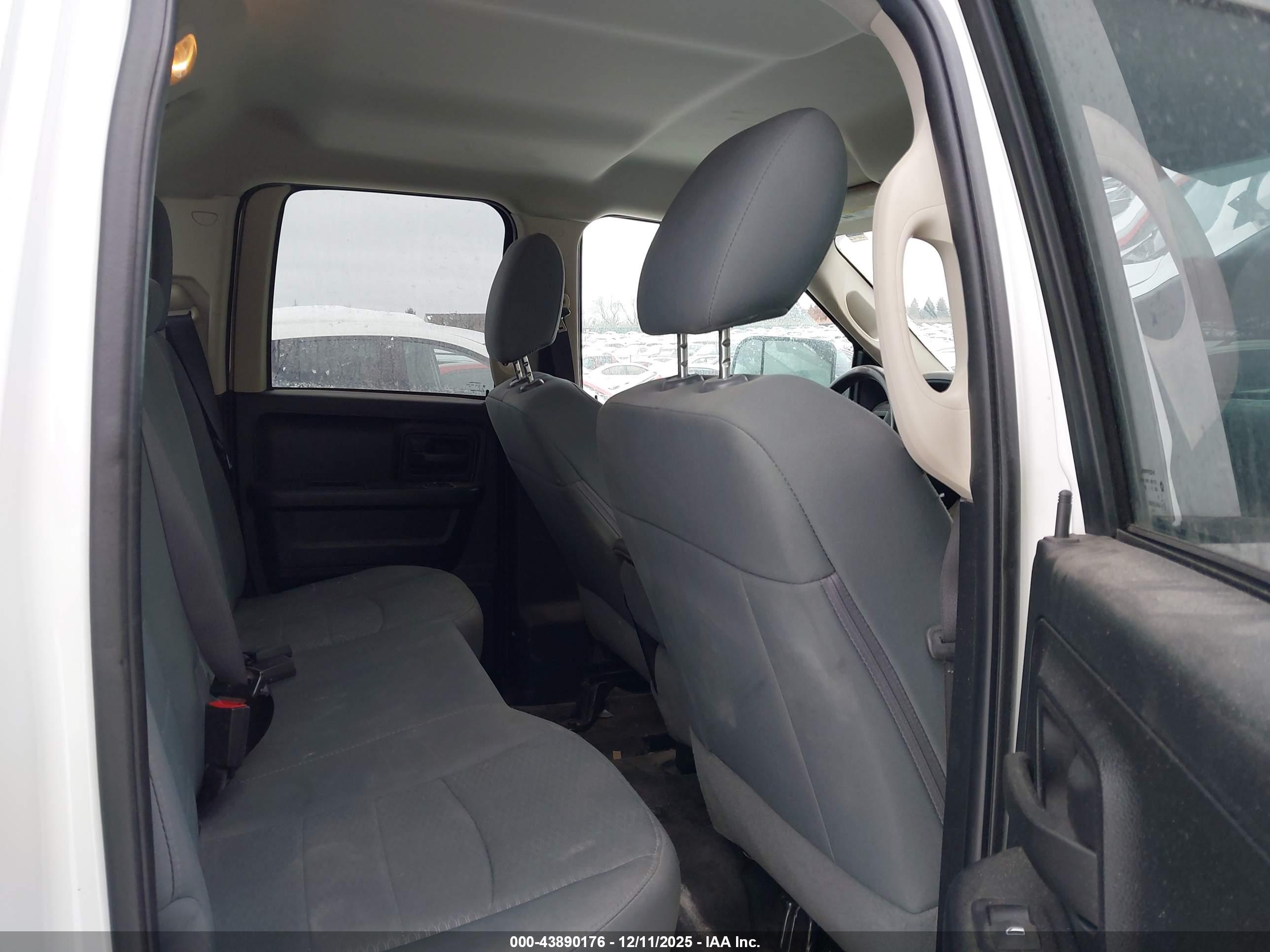 RAM 1500 image 8