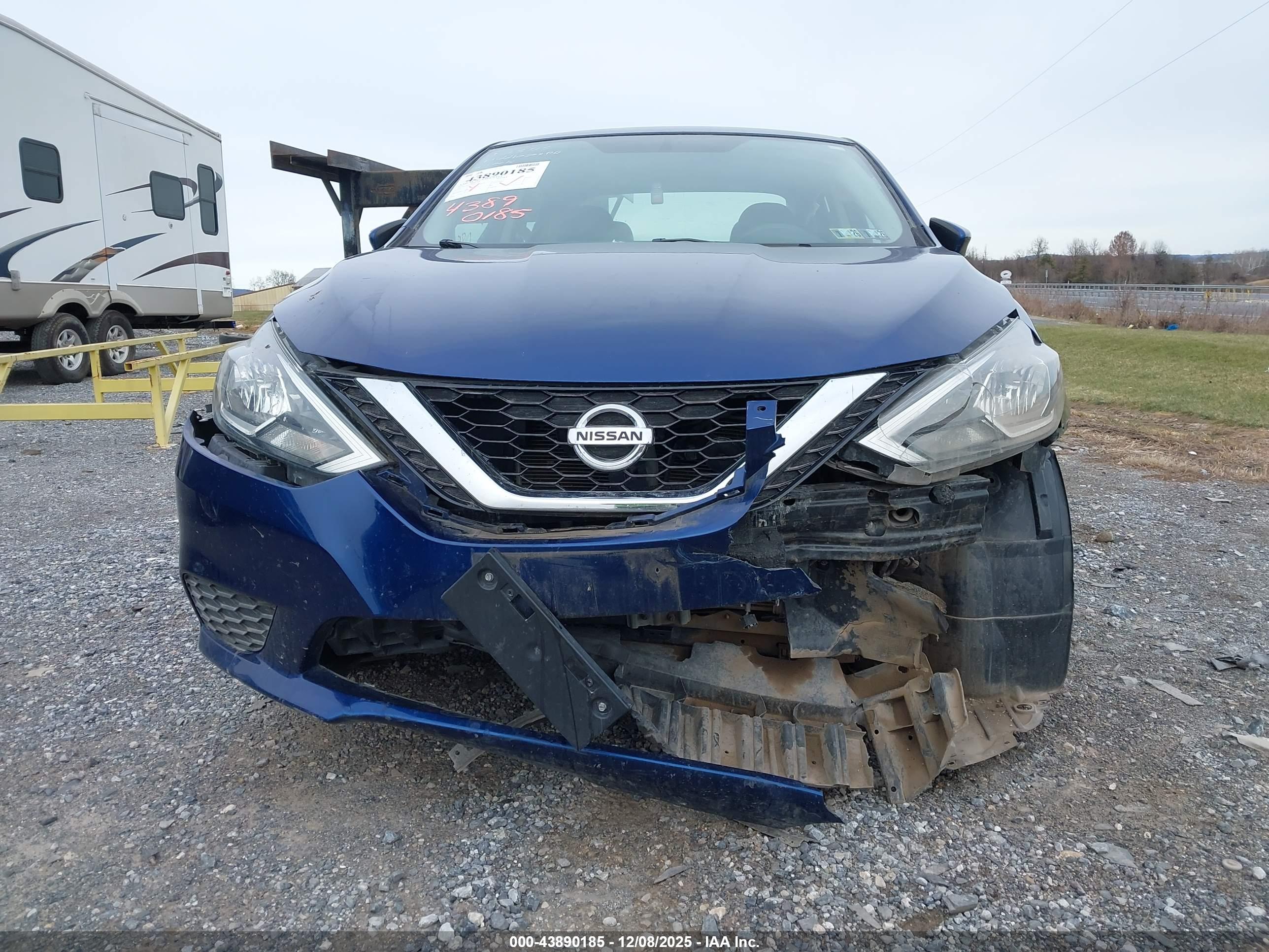 NISSAN SENTRA image 6