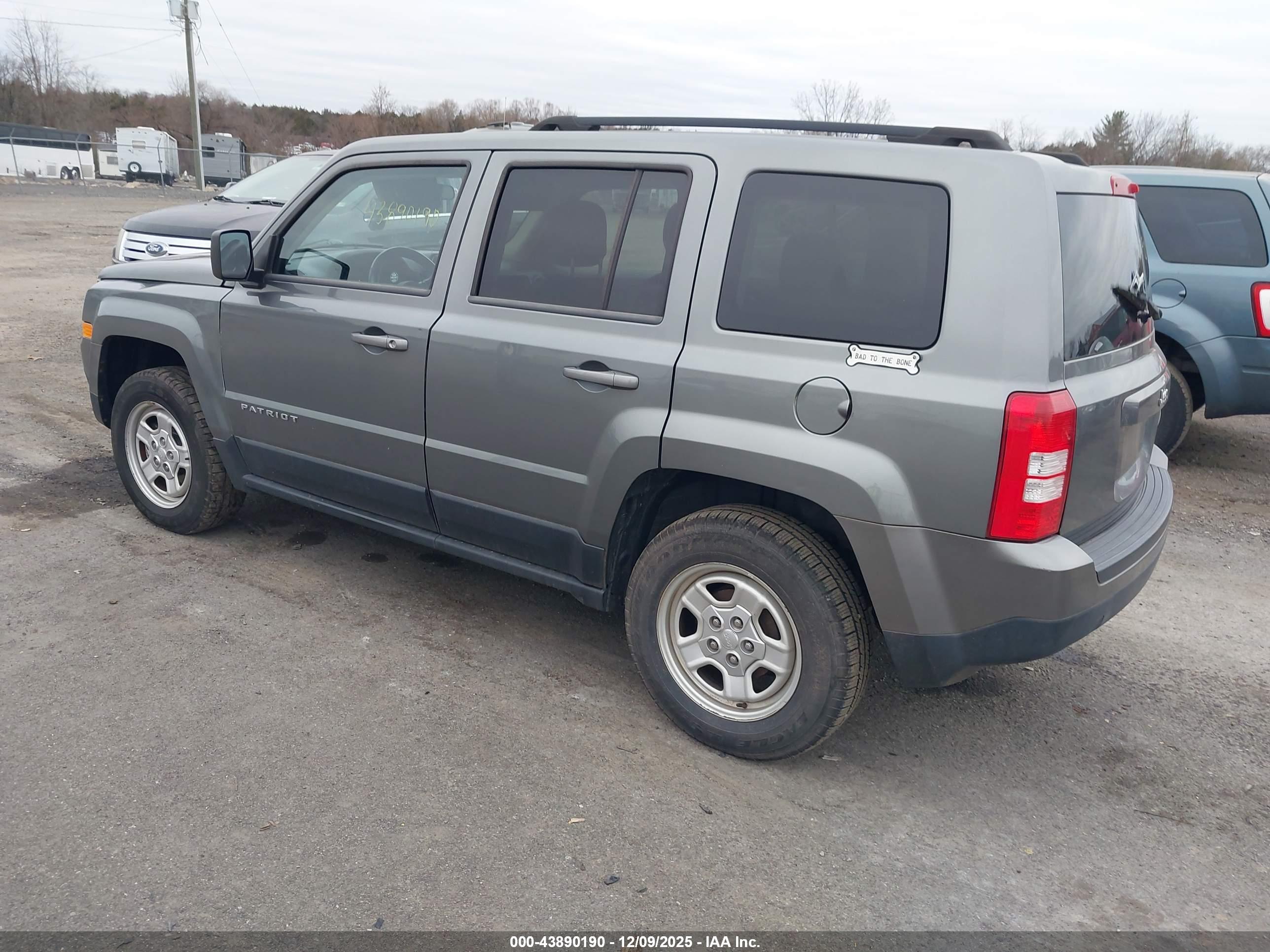 JEEP PATRIOT image 3