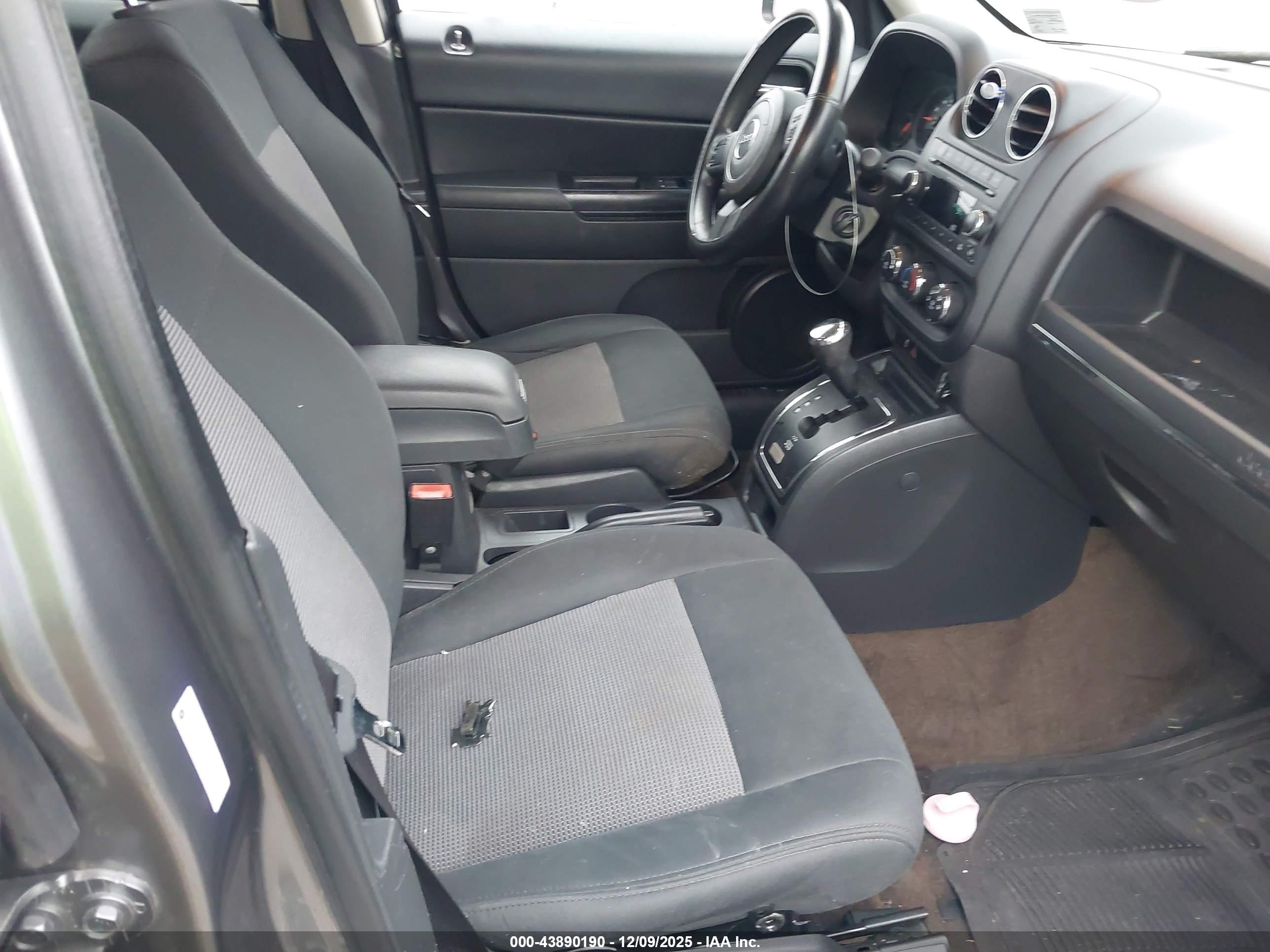 JEEP PATRIOT image 5