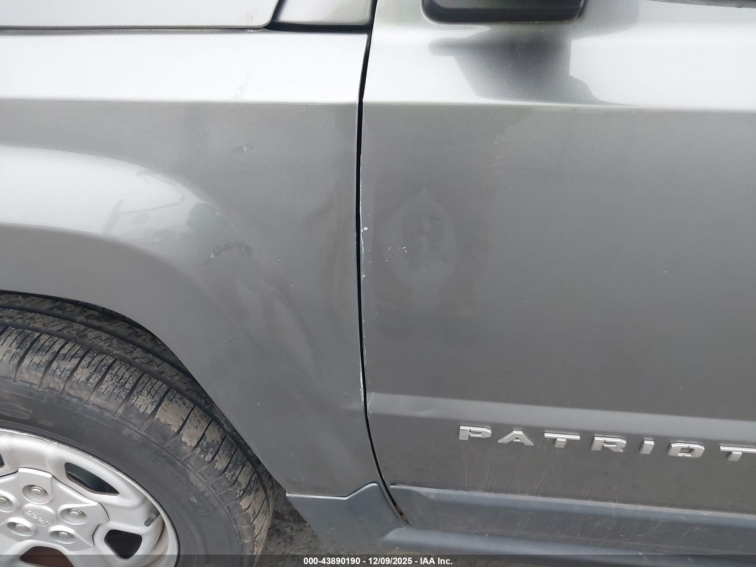 JEEP PATRIOT image 6