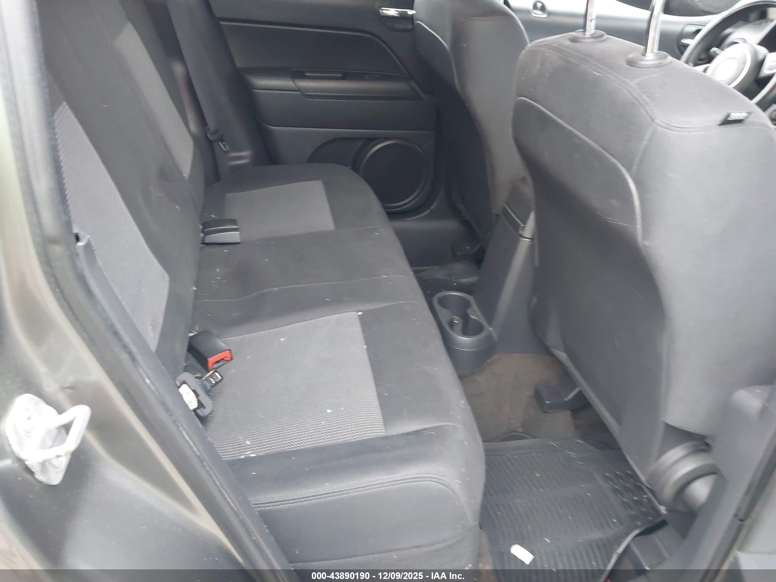 JEEP PATRIOT image 8