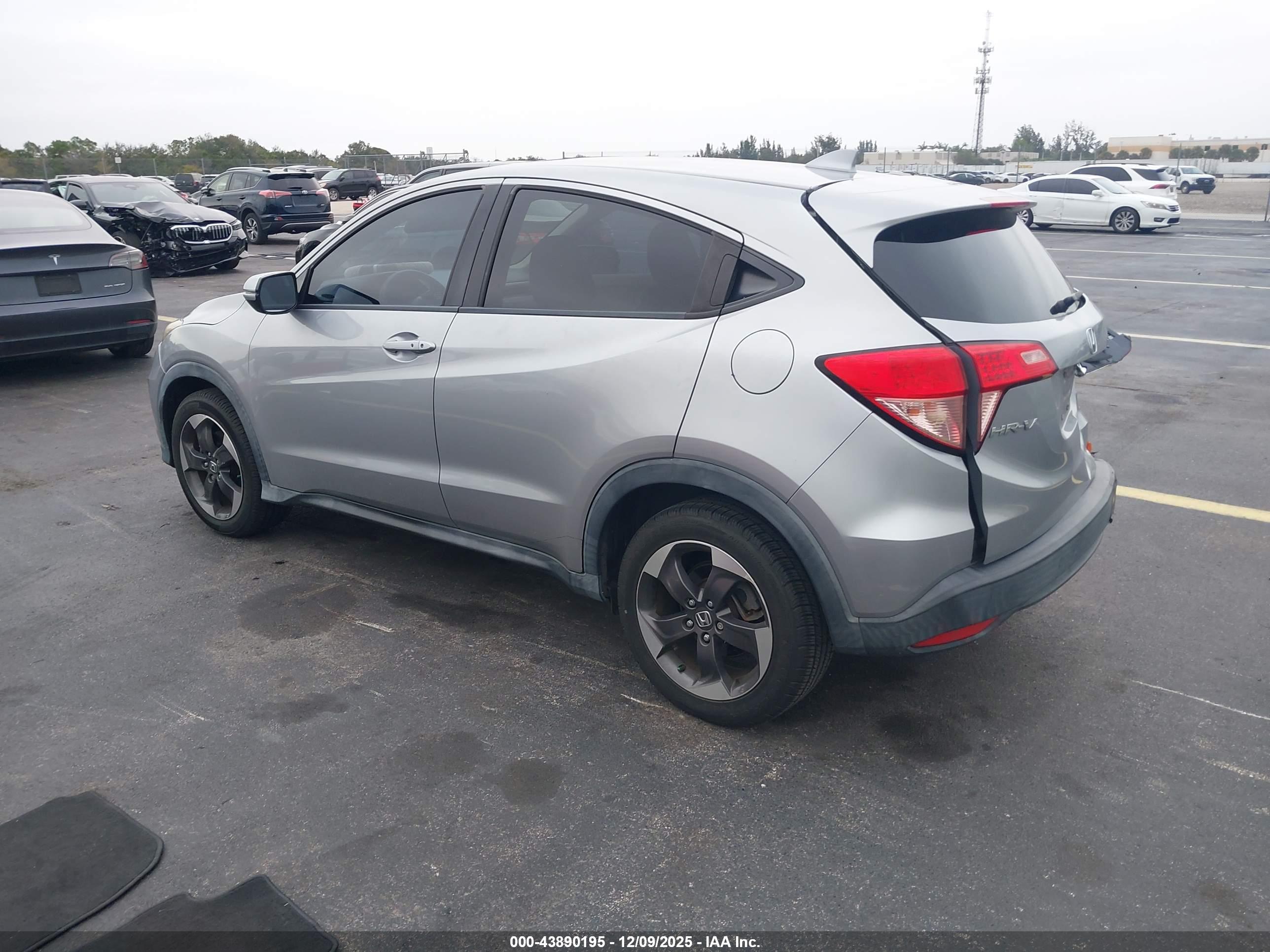 HONDA HR-V image 3