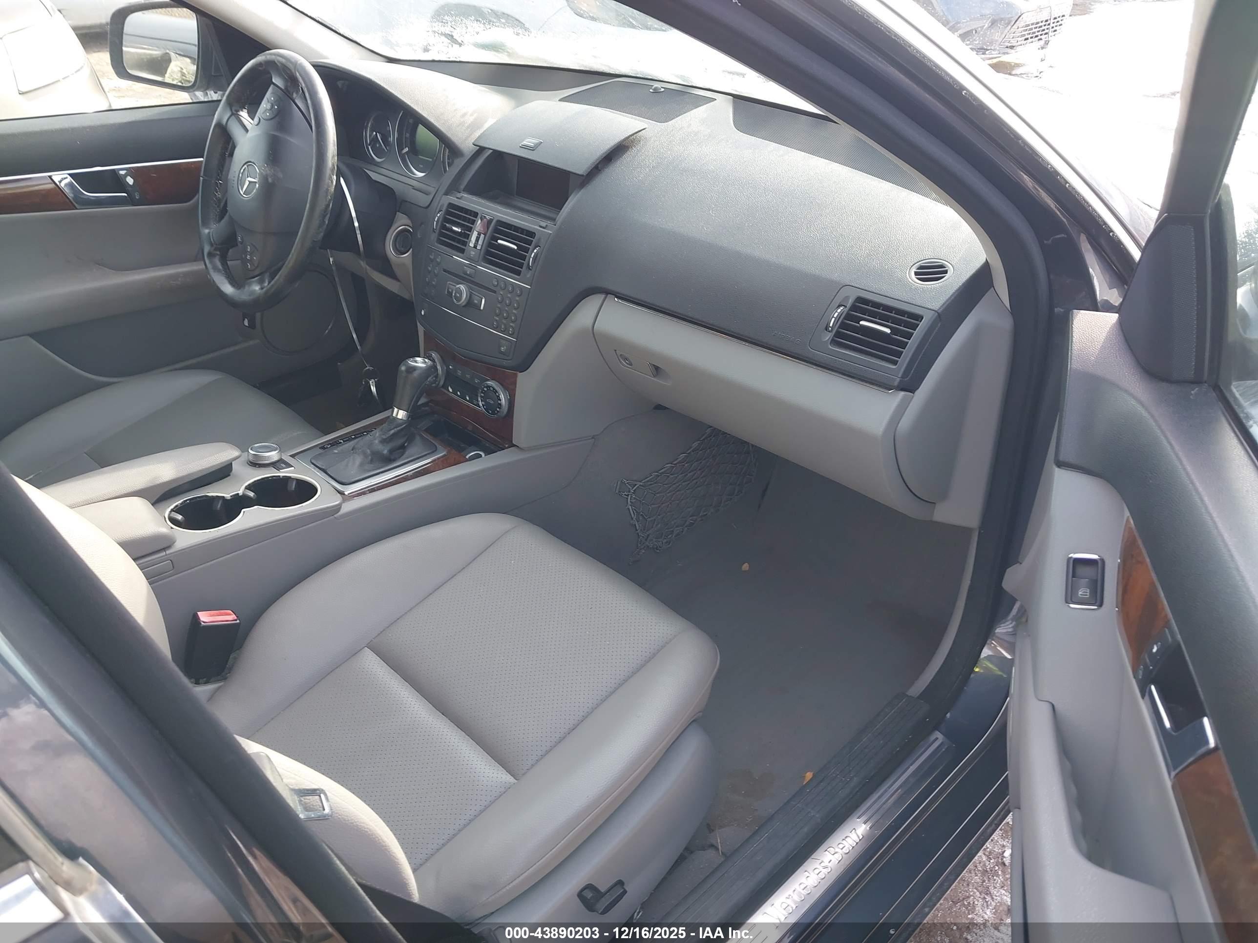 MERCEDES-BENZ C image 5