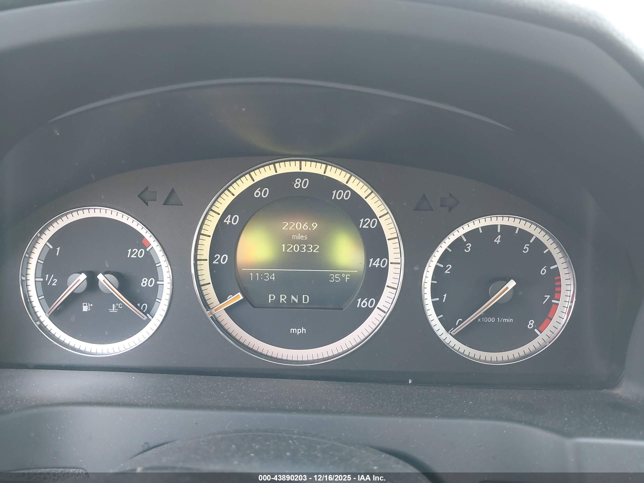 MERCEDES-BENZ C image 7