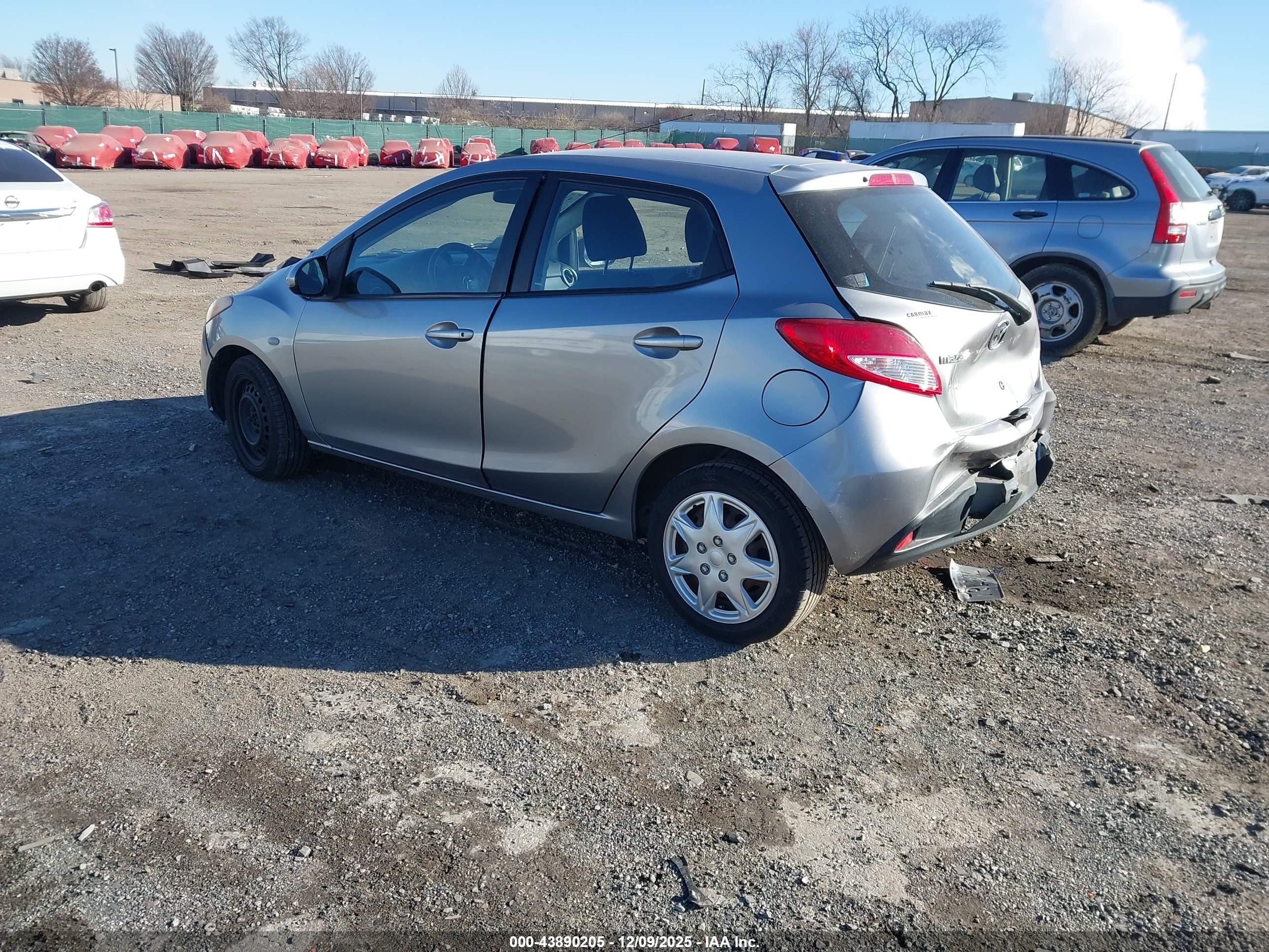 MAZDA MAZDA2 image 3