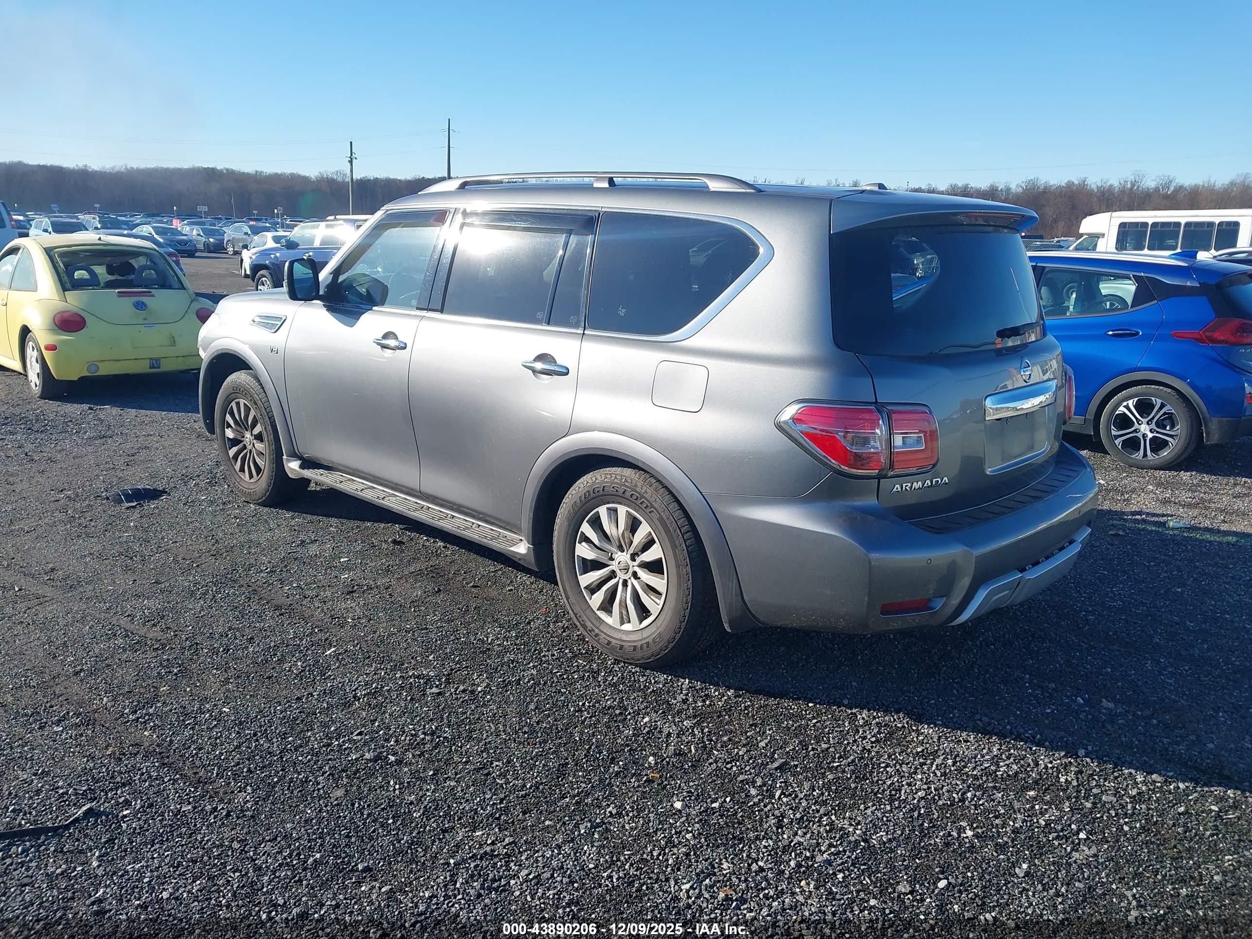 NISSAN ARMADA image 3