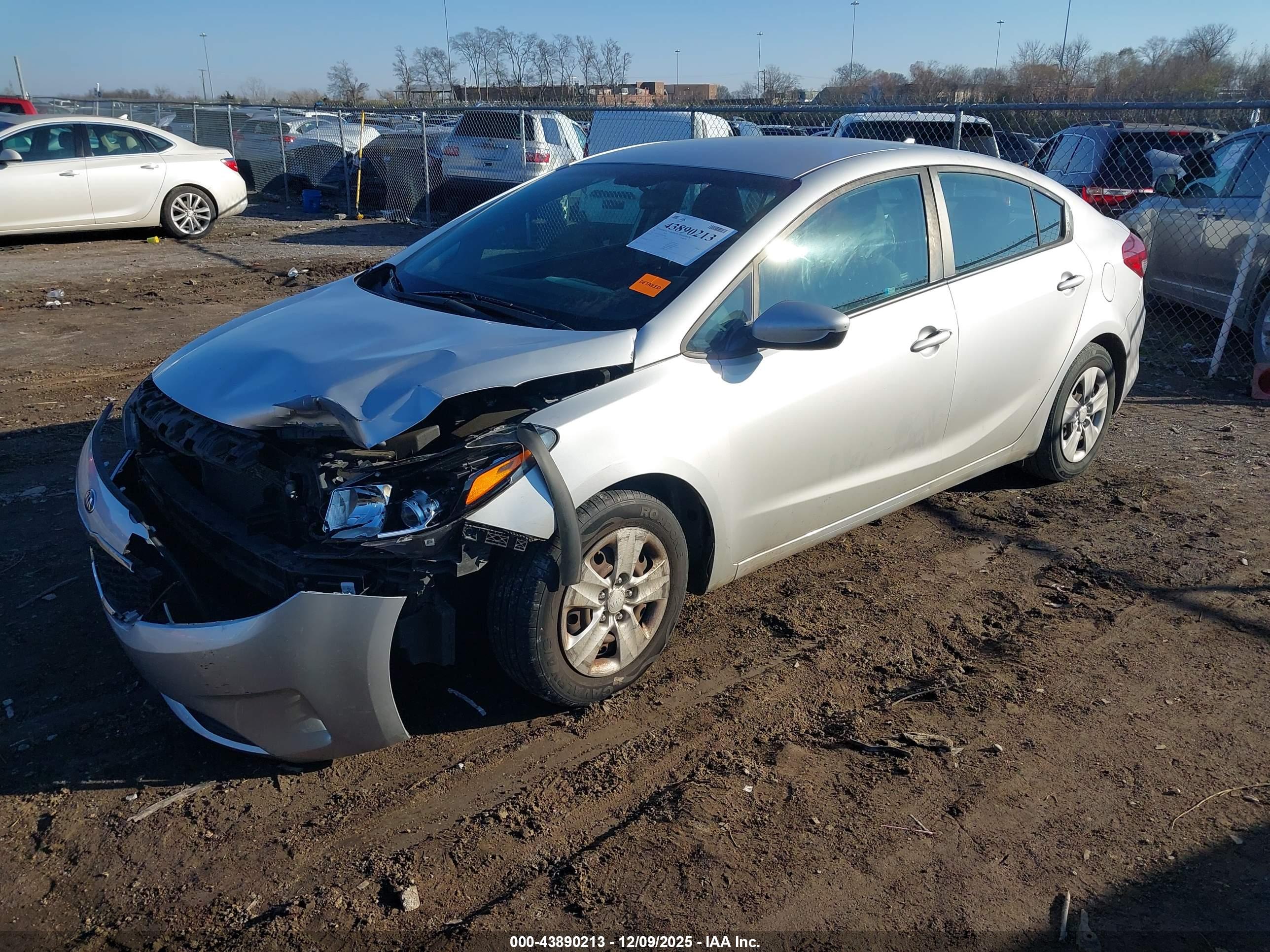 KIA FORTE image 2