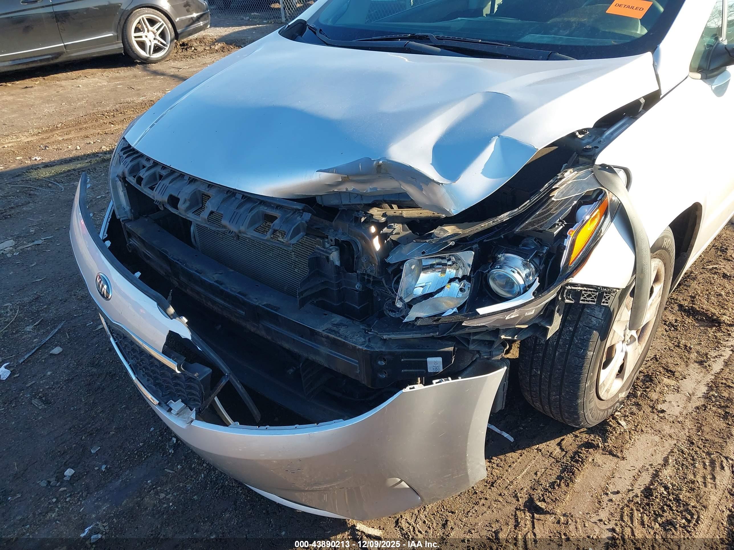 KIA FORTE image 6