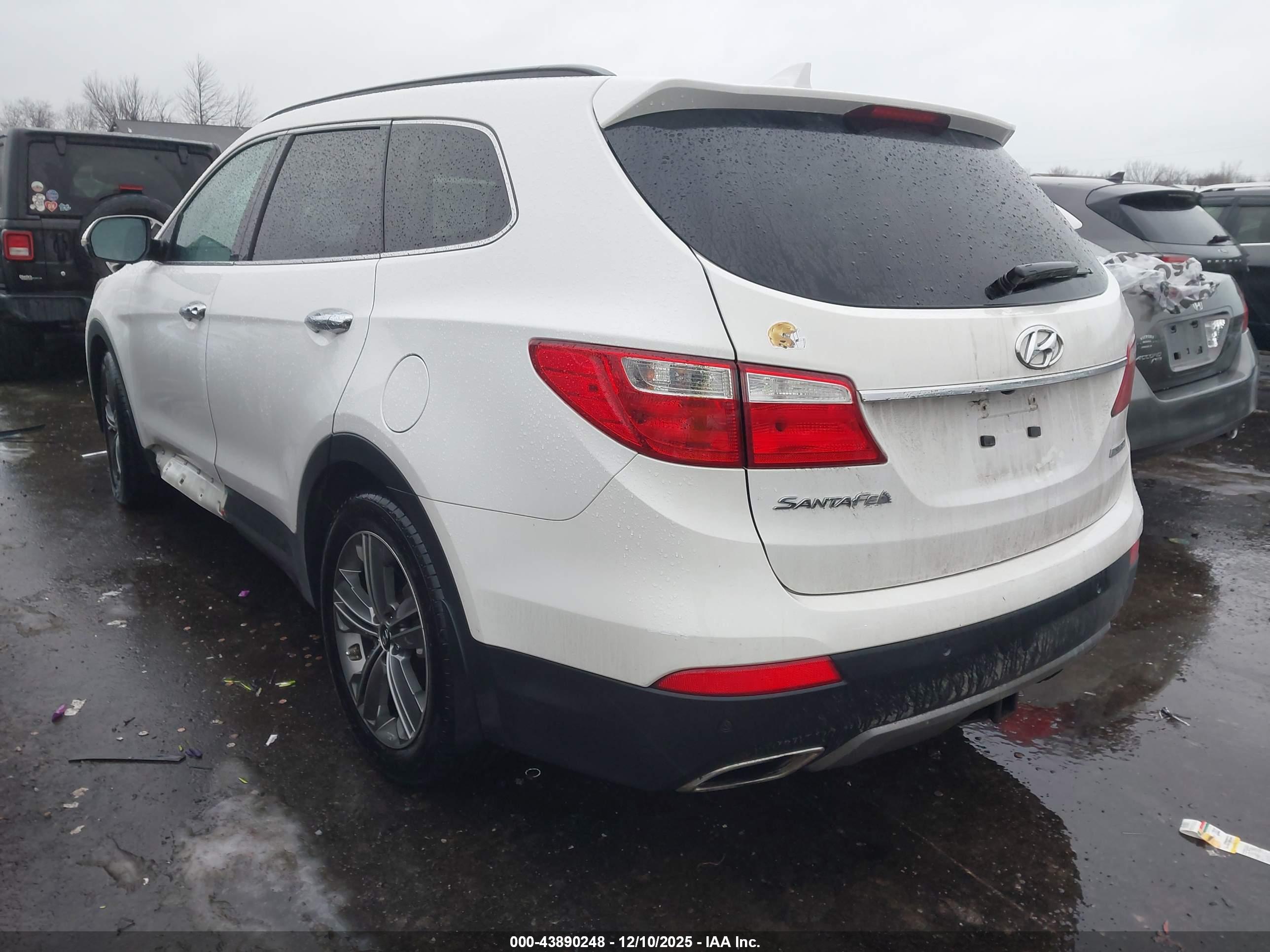 HYUNDAI SANTA image 3