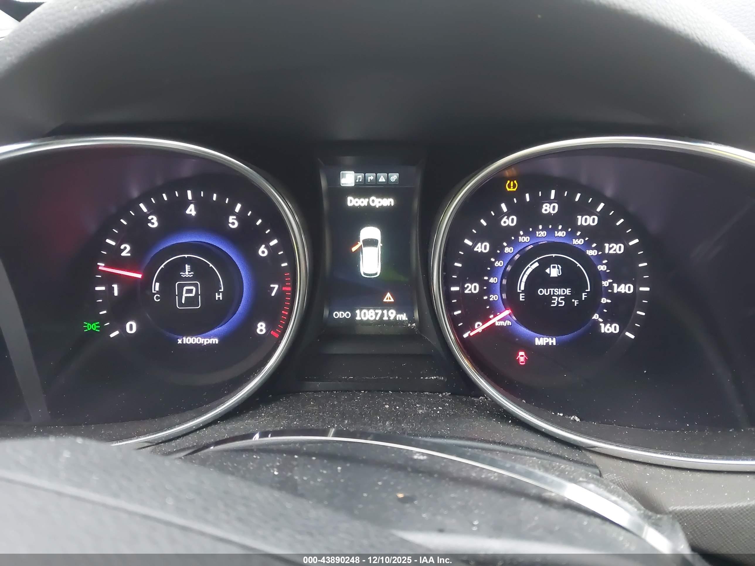 HYUNDAI SANTA image 7