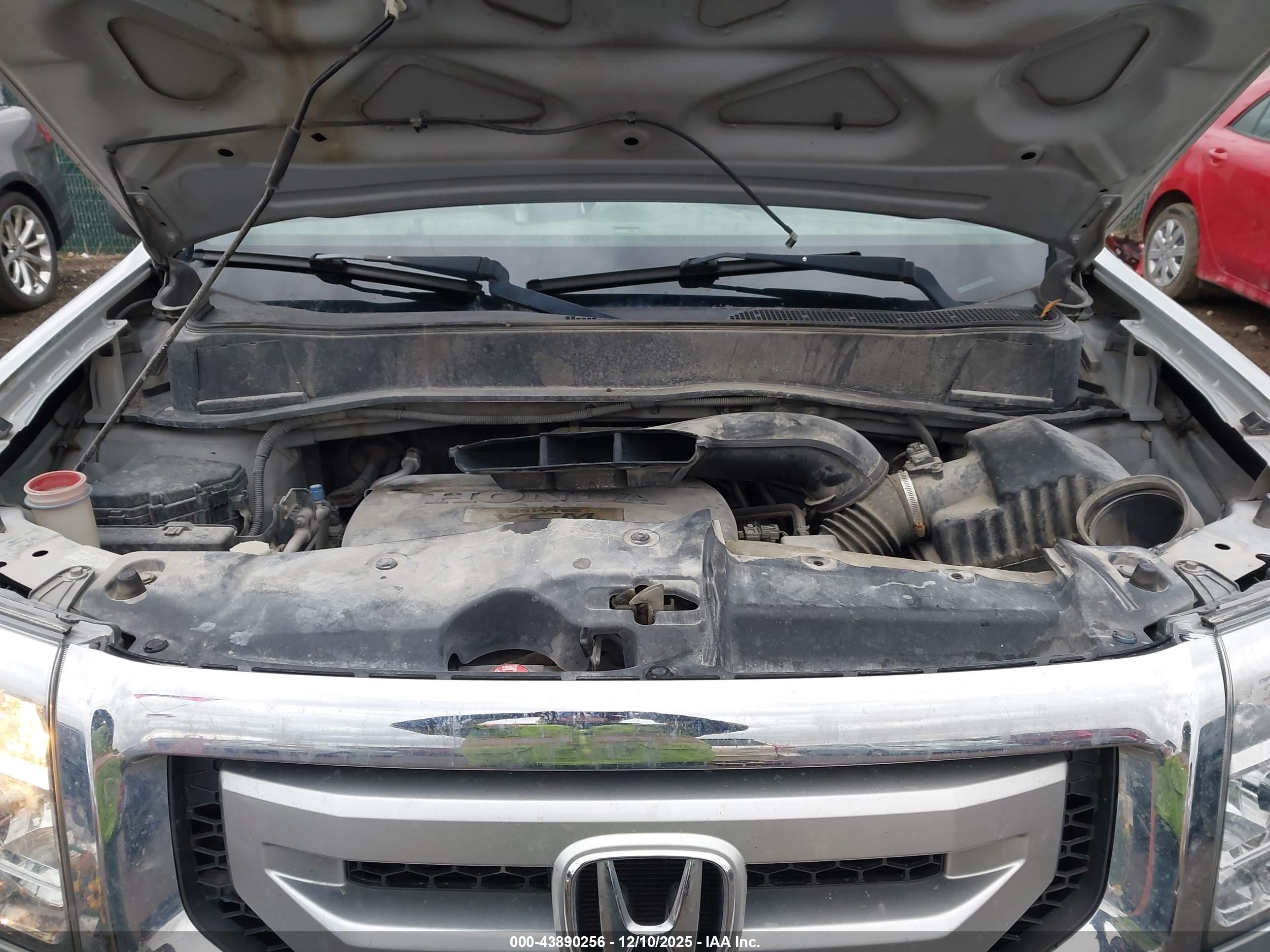 HONDA PILOT image 10