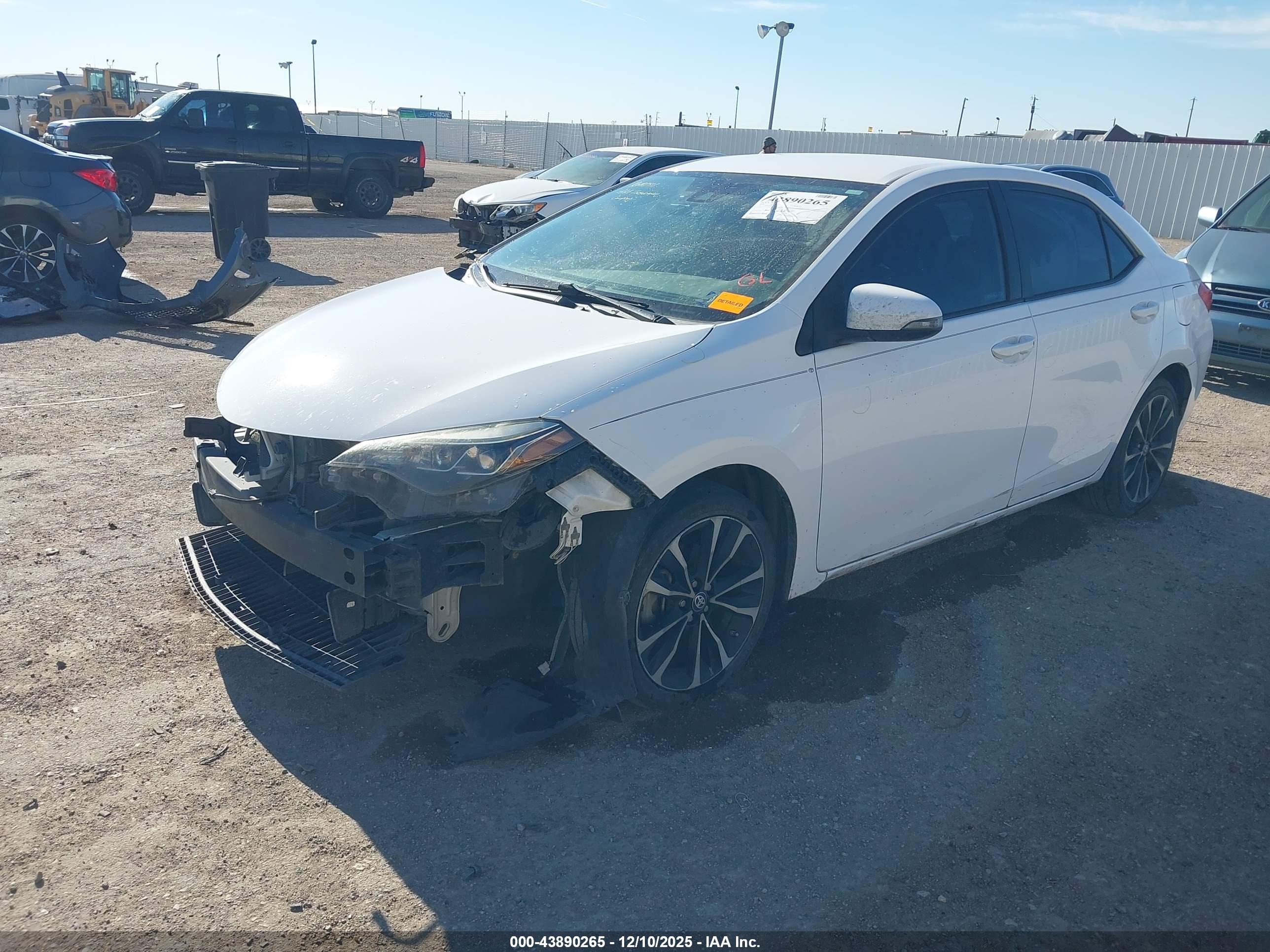 TOYOTA COROLLA image 2