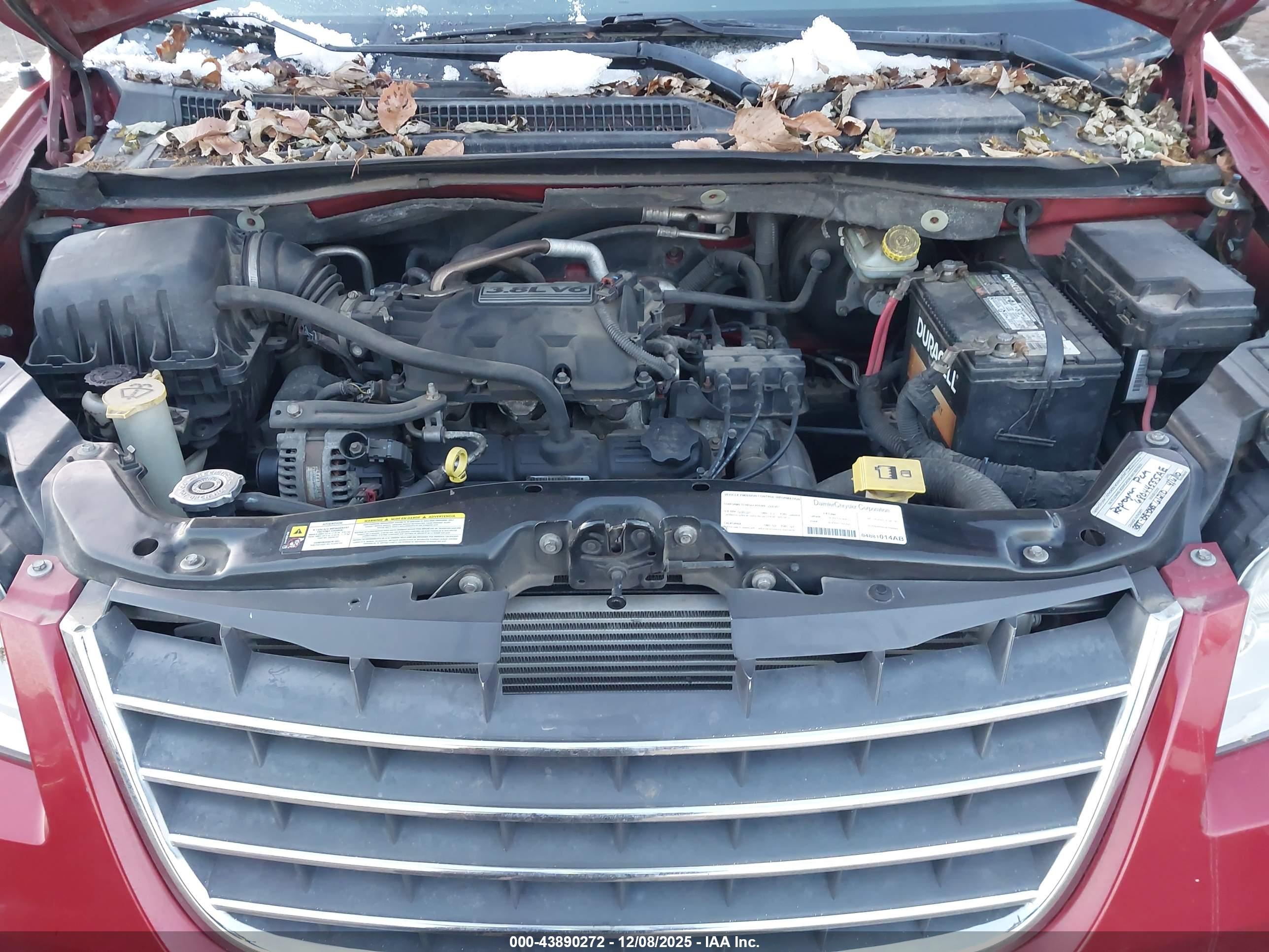 CHRYSLER TOWN image 10