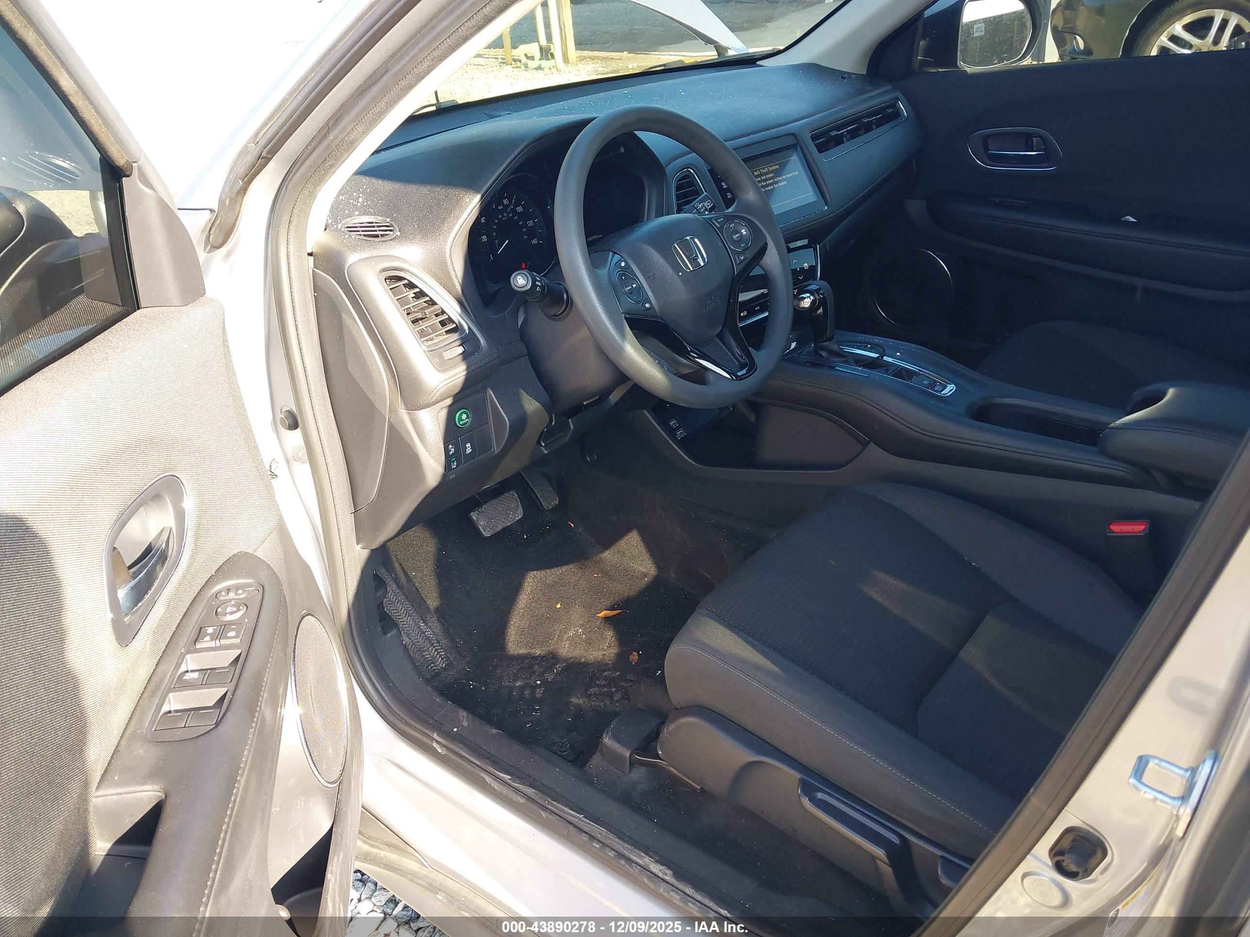 HONDA HR-V image 5