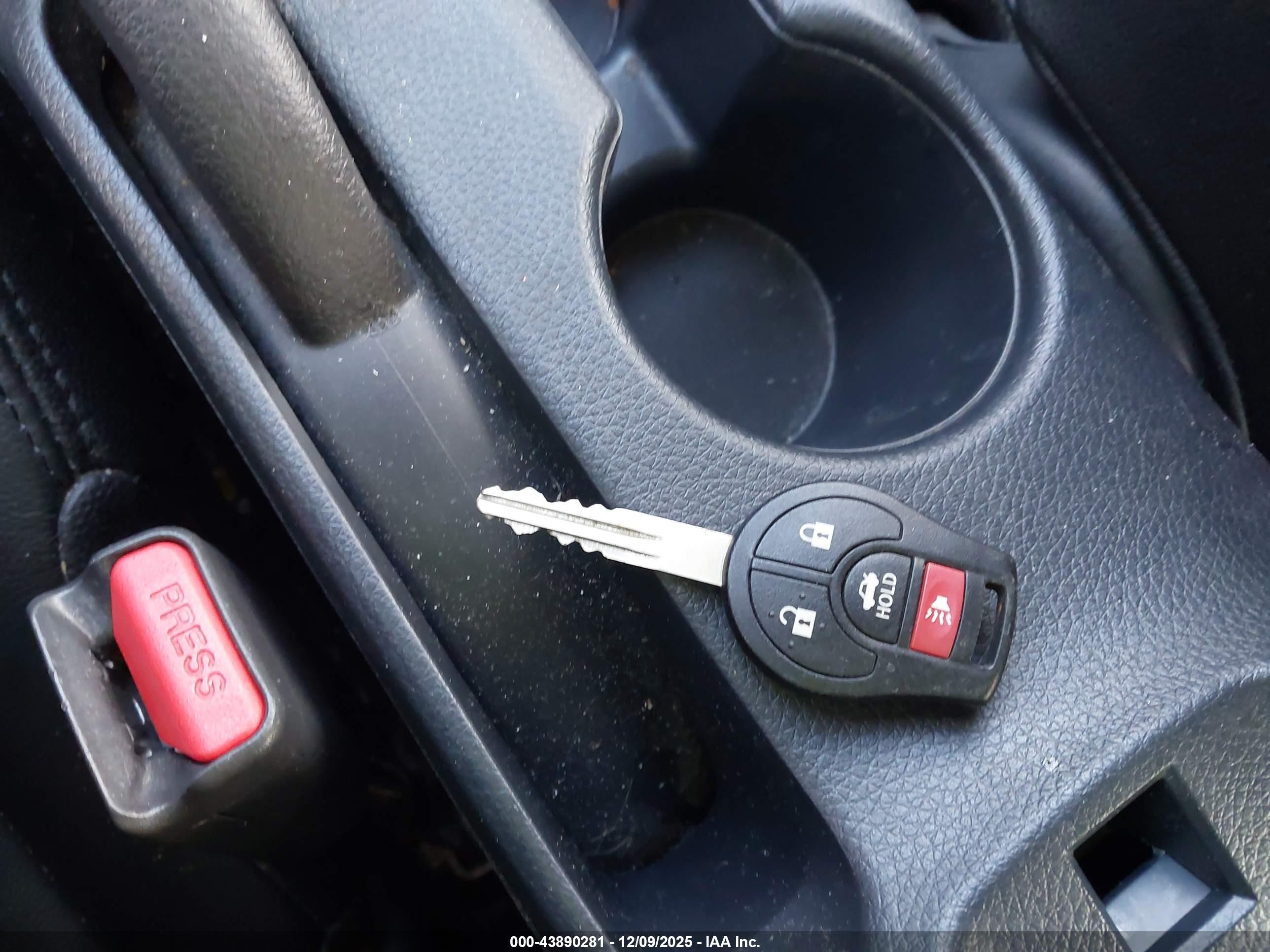 NISSAN SENTRA image 11
