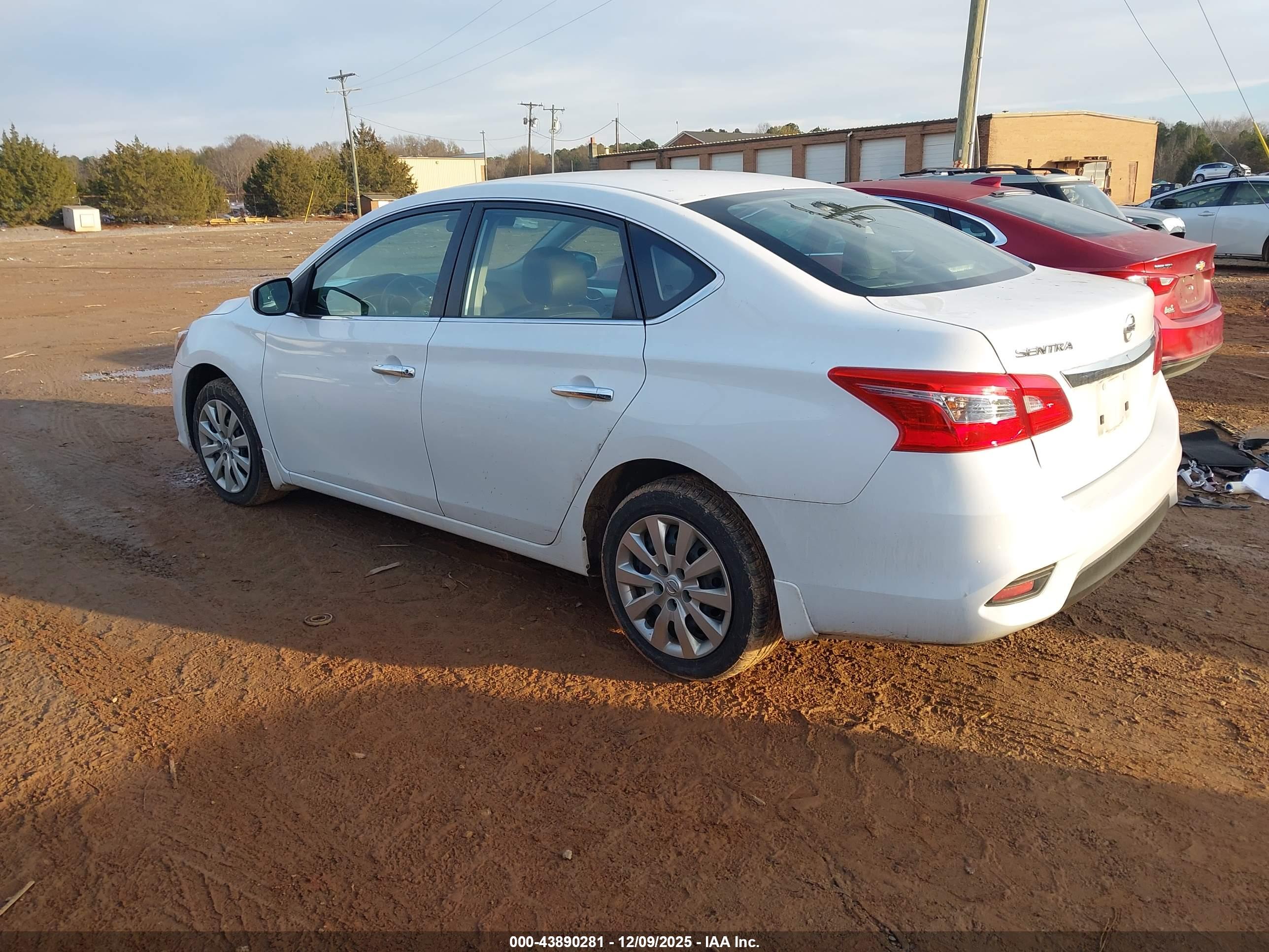 NISSAN SENTRA image 3