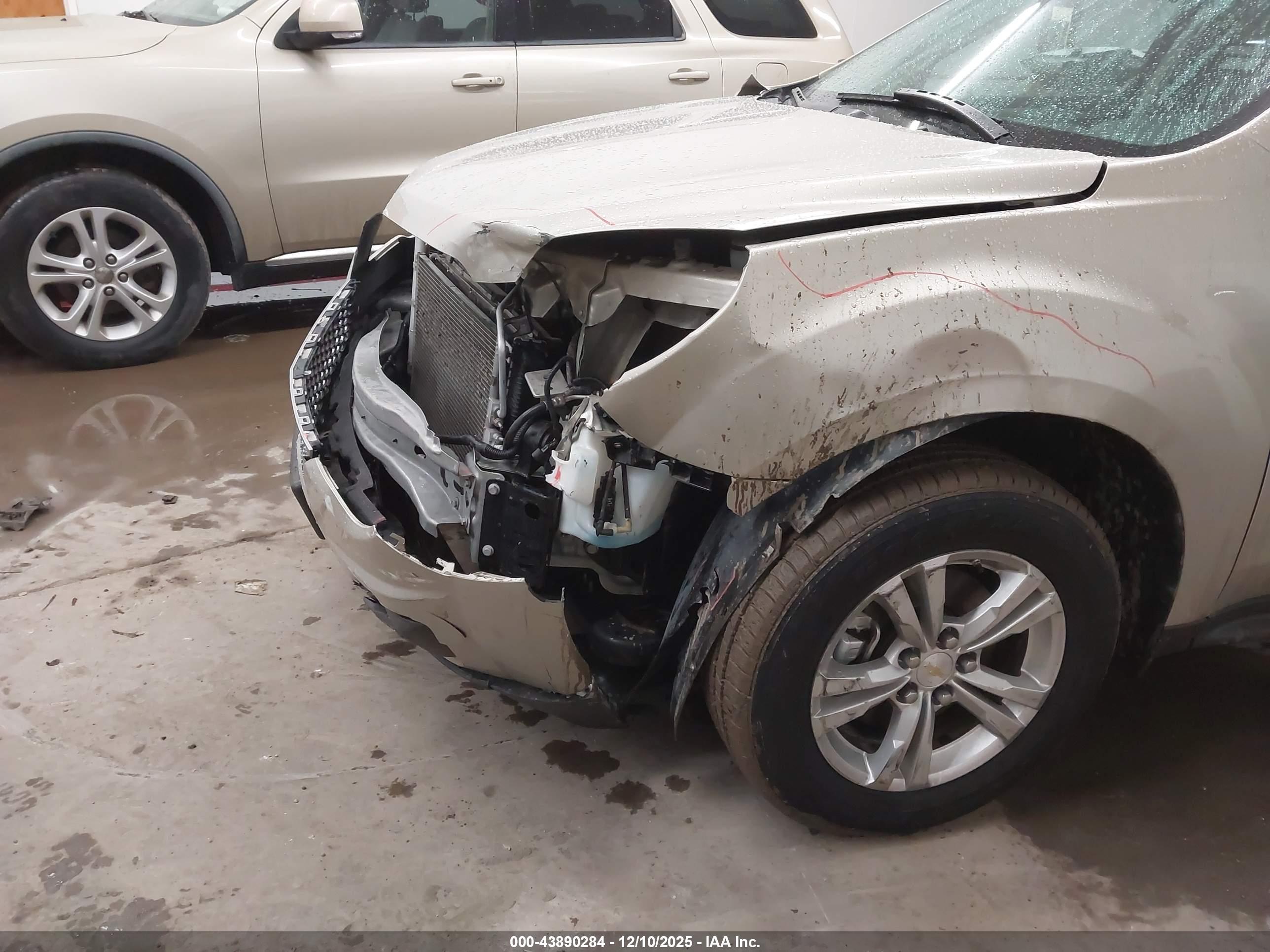 CHEVROLET EQUINOX image 6