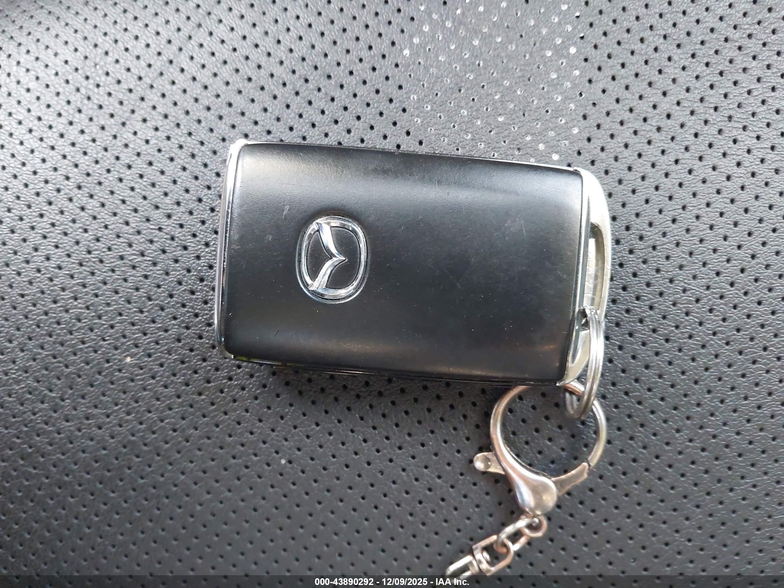 MAZDA CX-9 image 11