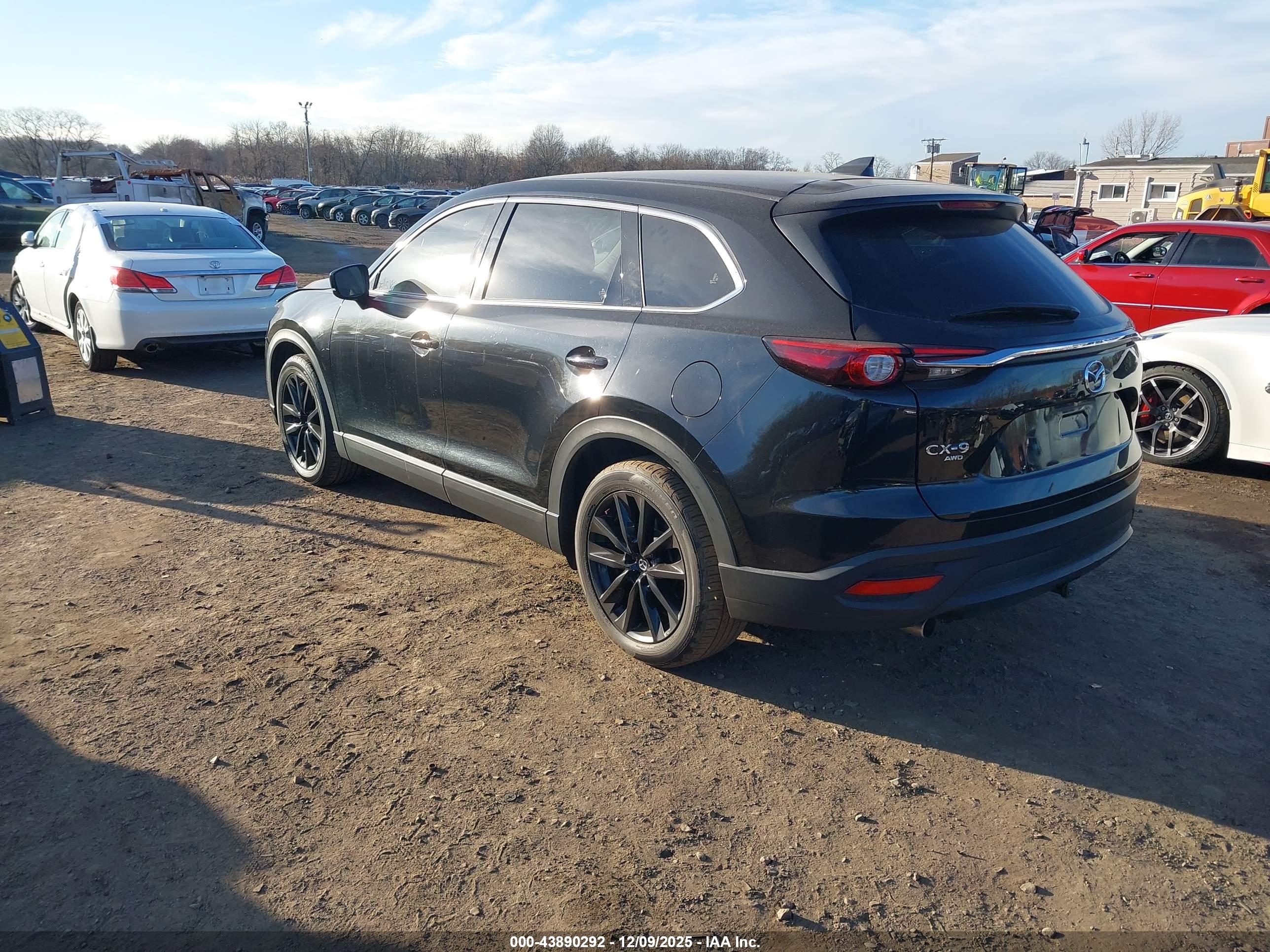 MAZDA CX-9 image 3