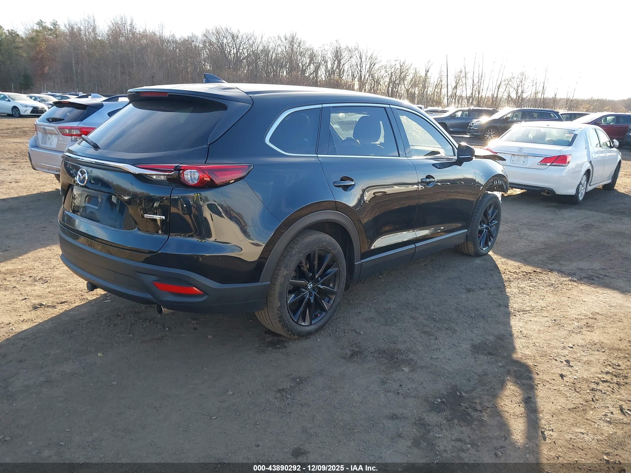 MAZDA CX-9 image 4