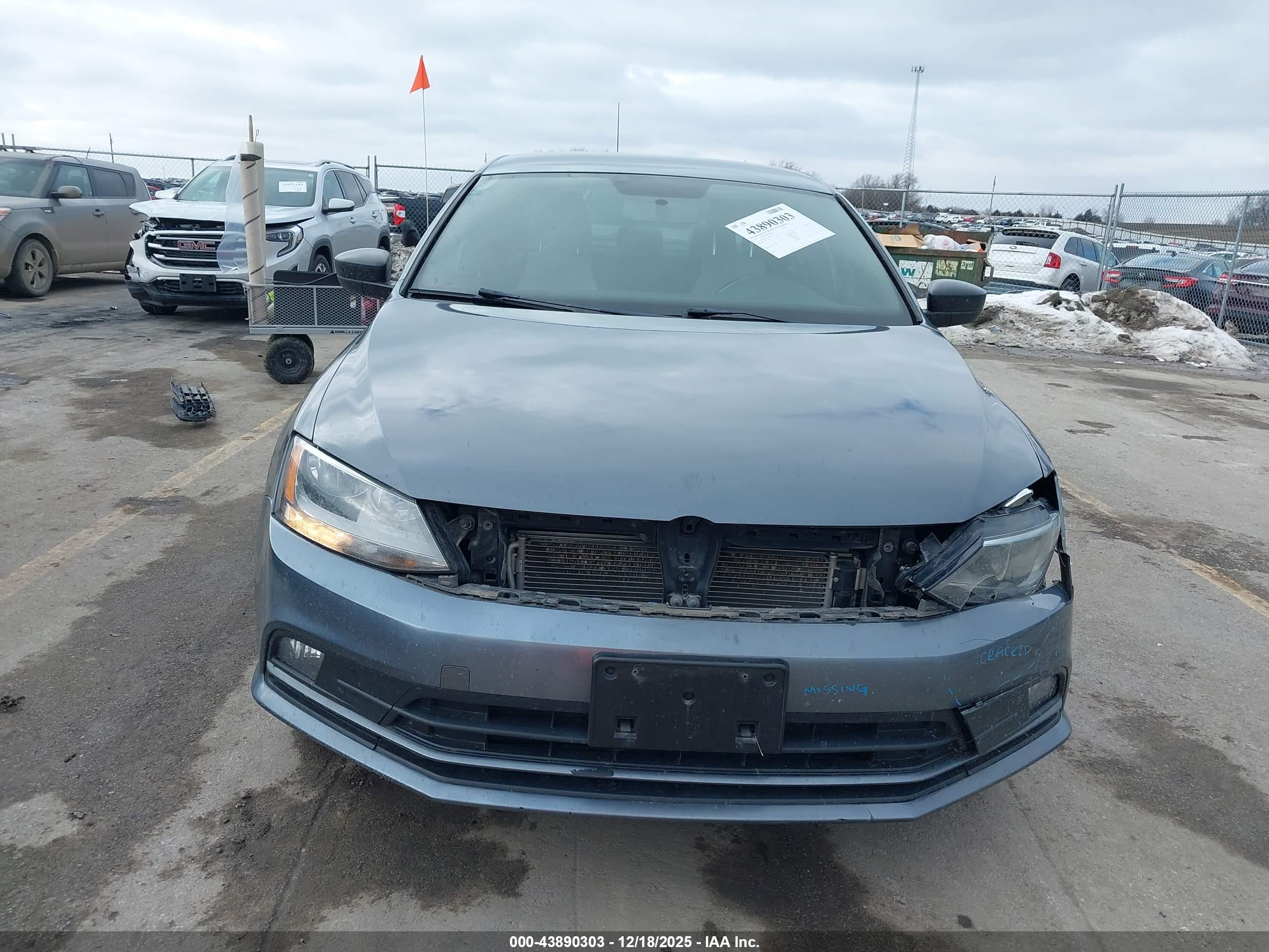 VOLKSWAGEN JETTA image 6
