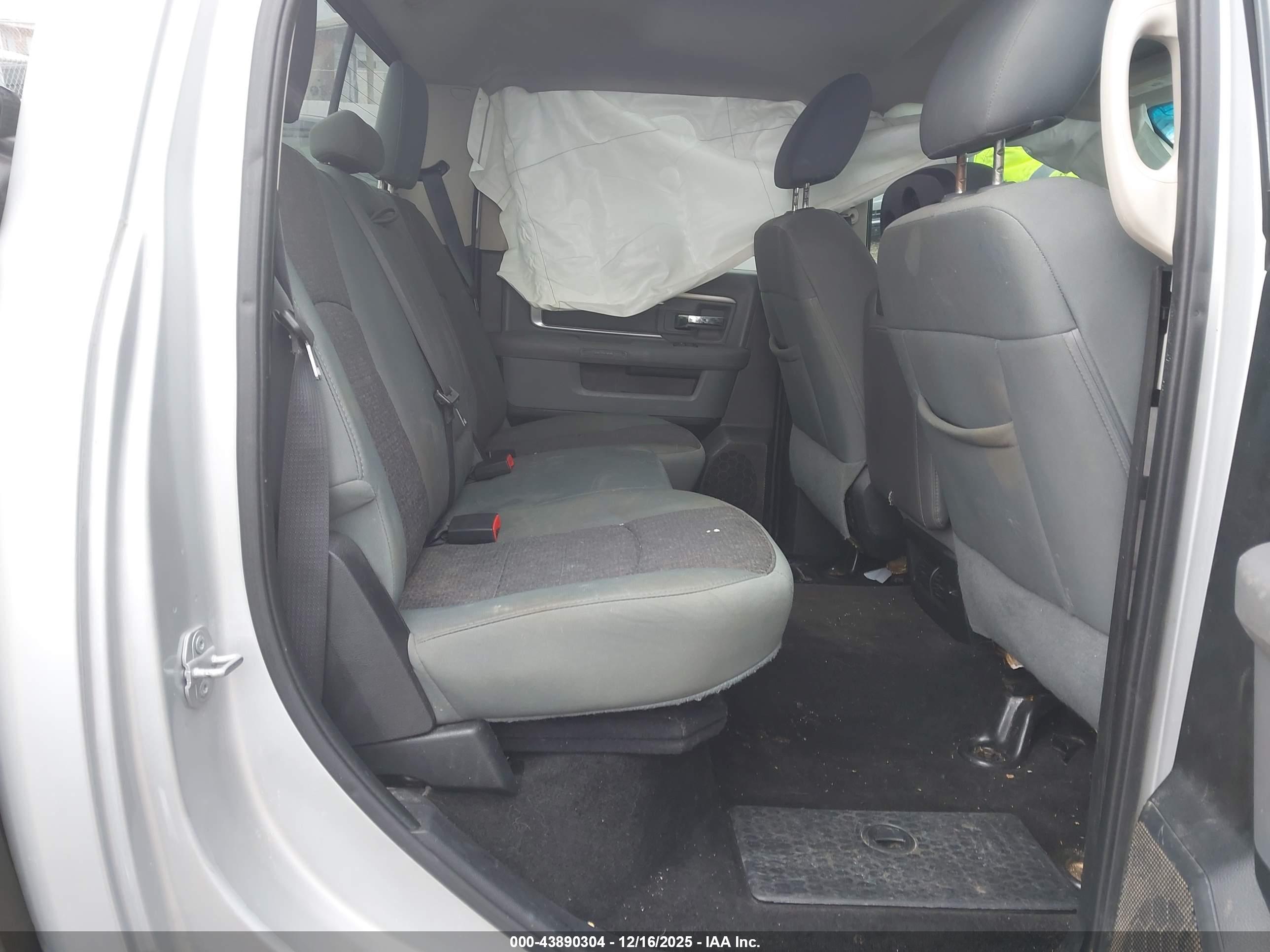 RAM 1500 image 8
