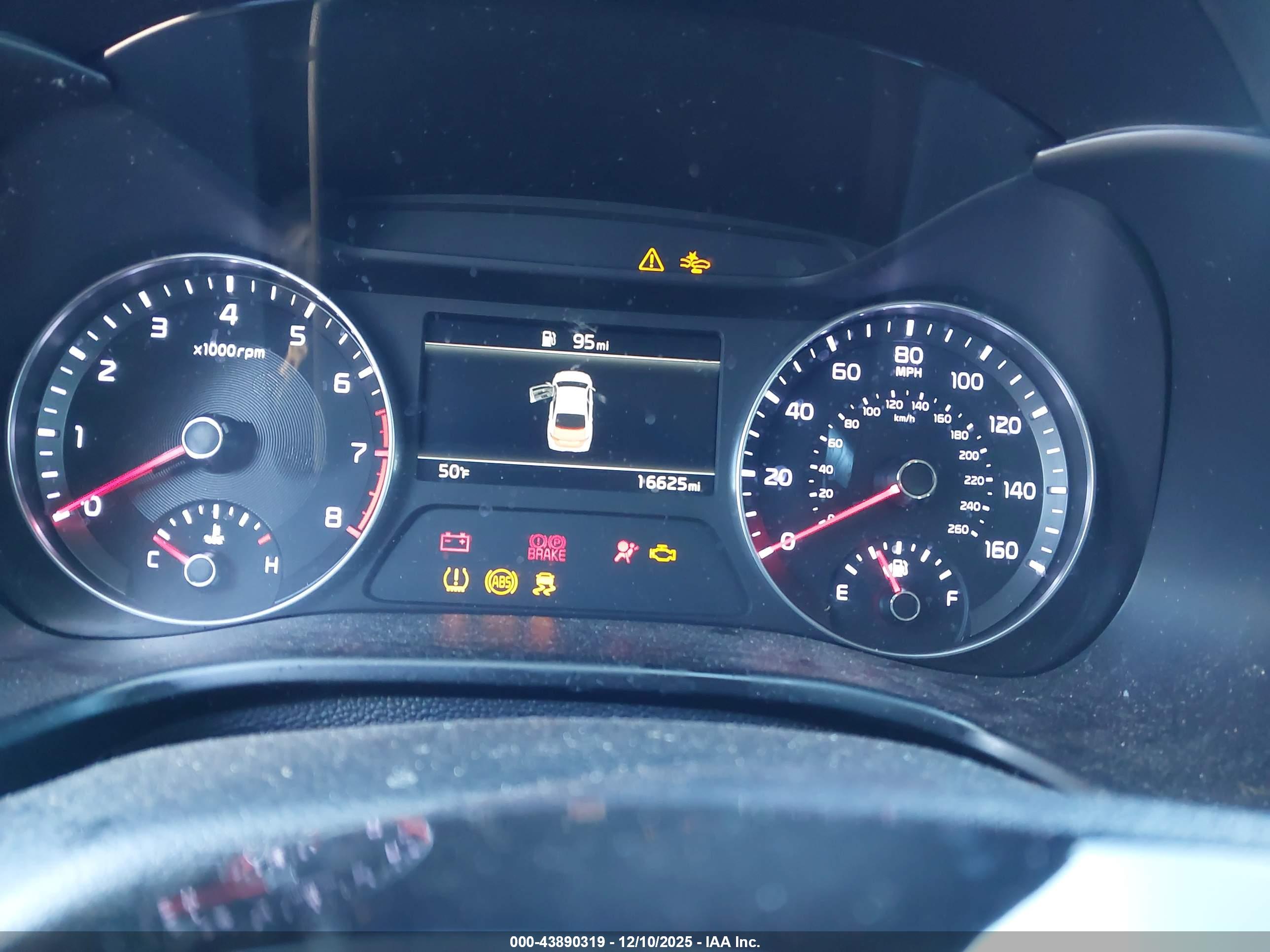 KIA FORTE image 7