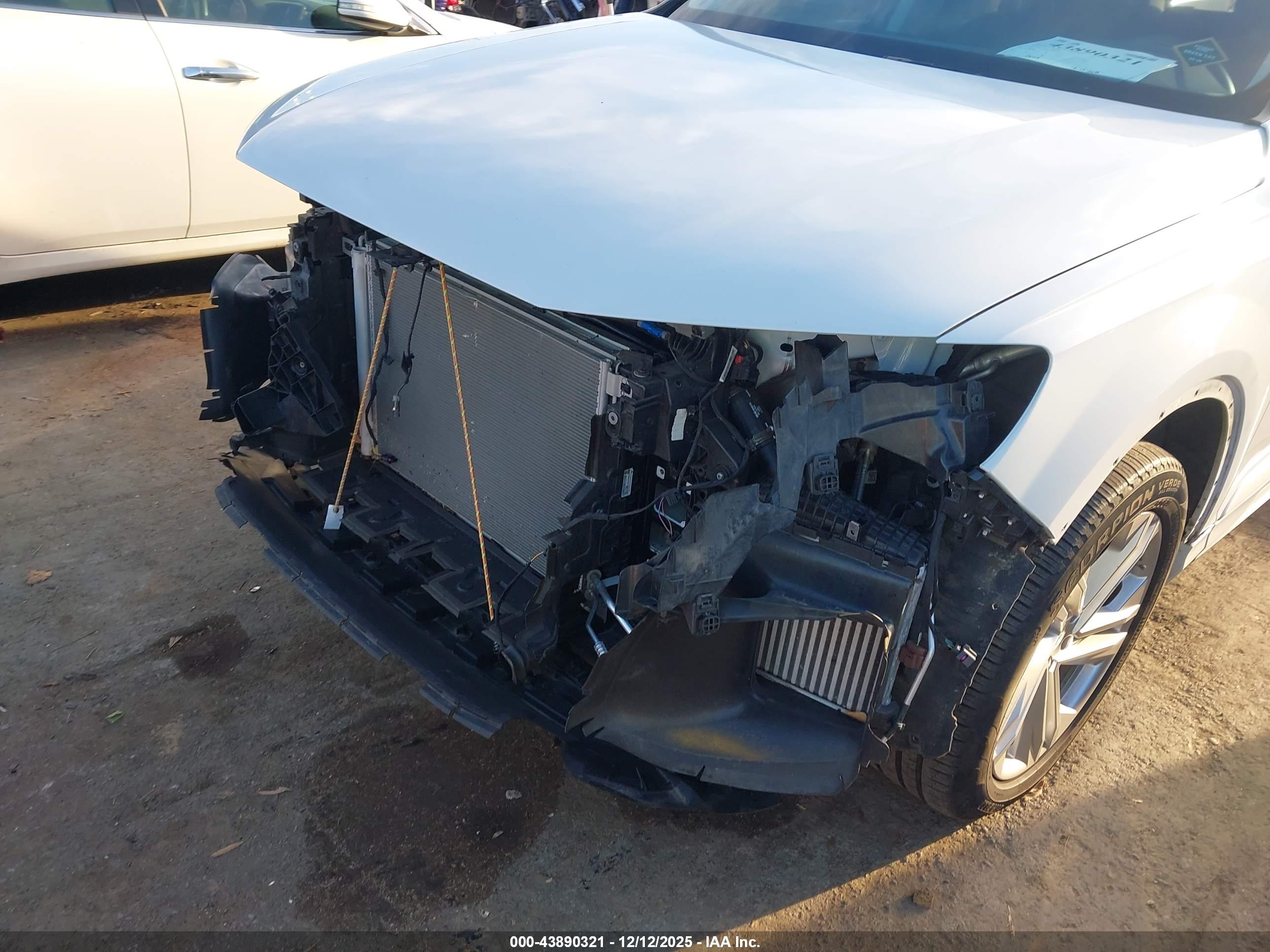 AUDI Q7 image 6