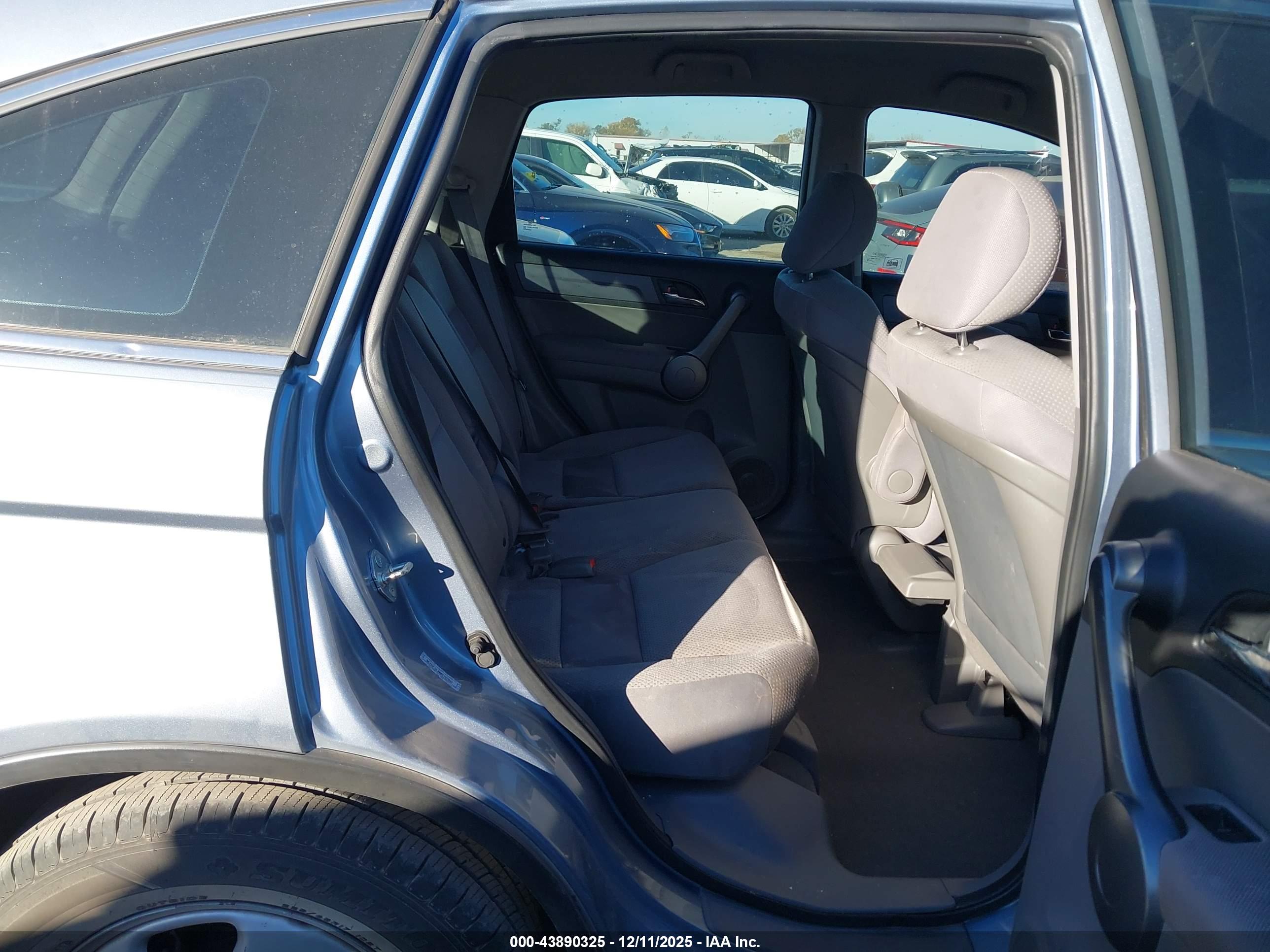 HONDA CR-V image 8