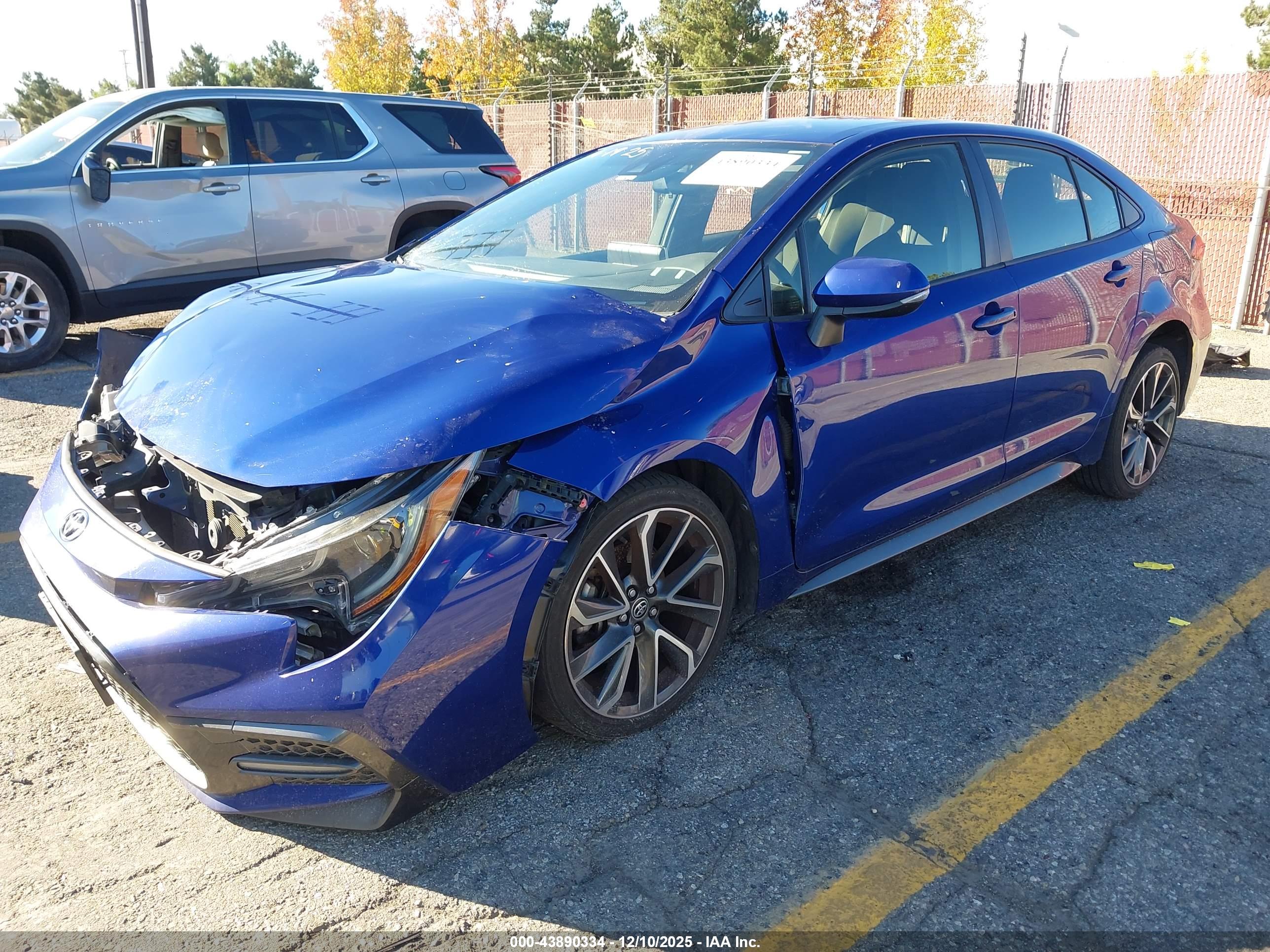 TOYOTA COROLLA image 2