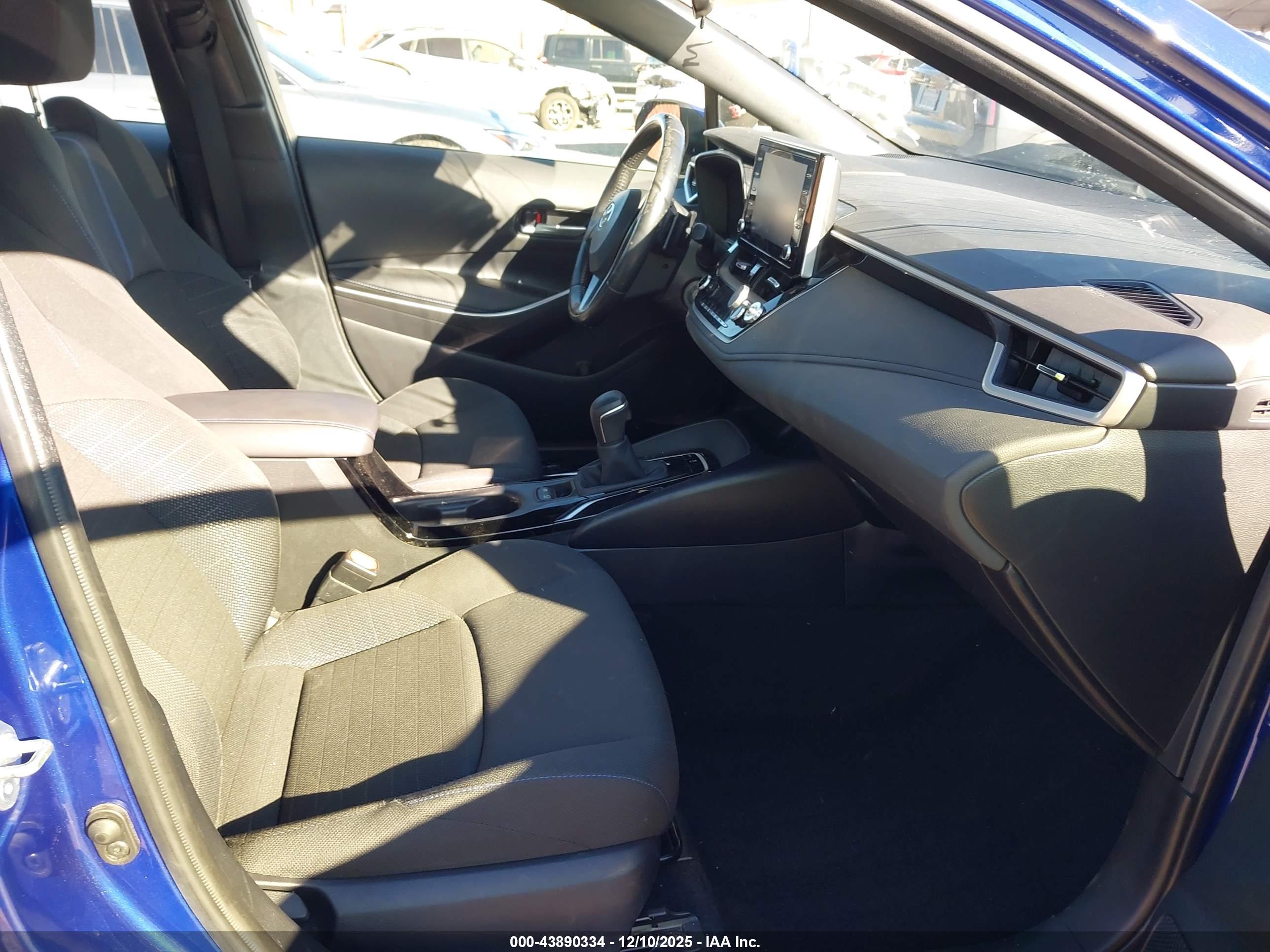 TOYOTA COROLLA image 5
