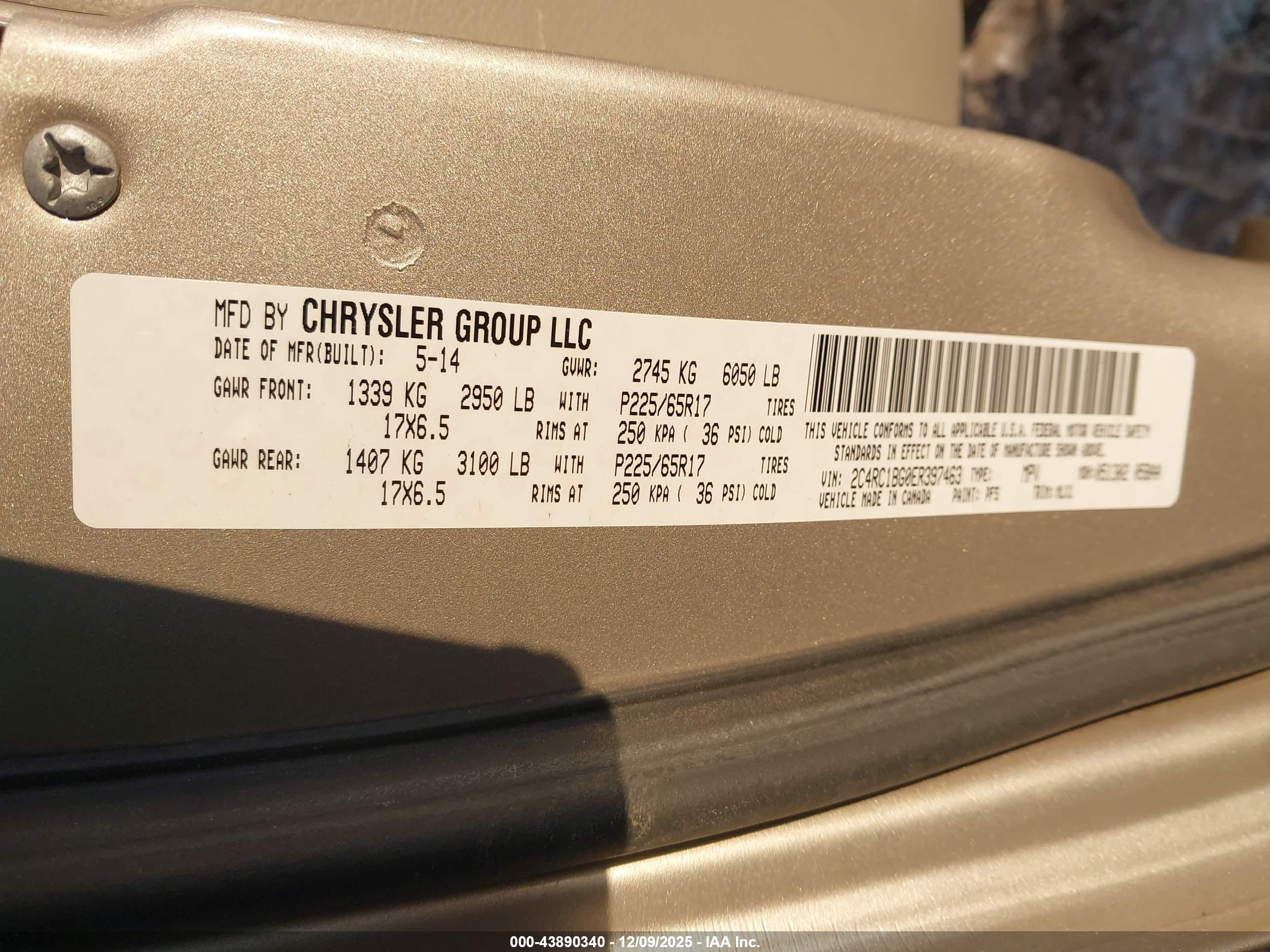 CHRYSLER TOWN image 9