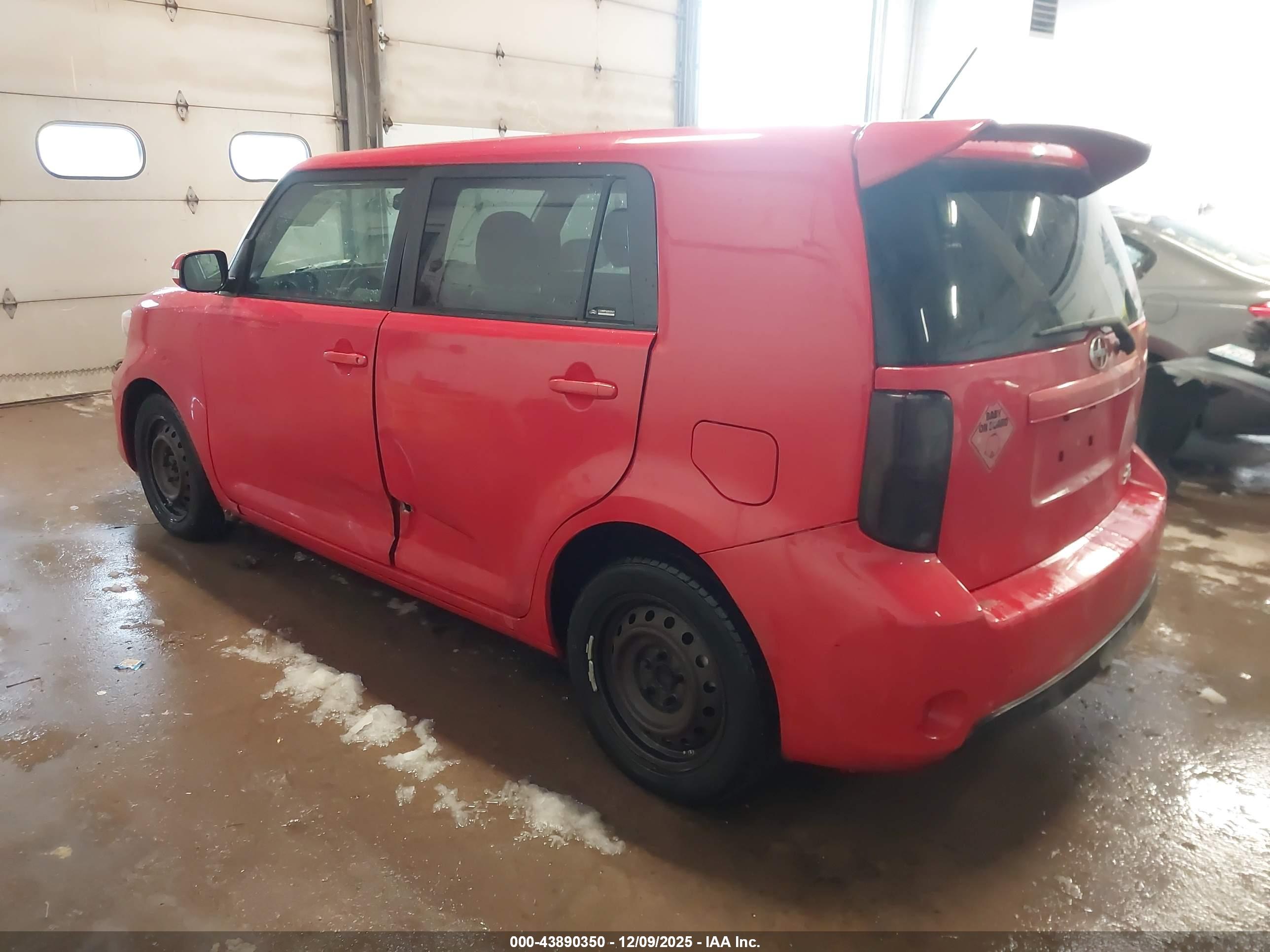SCION XB image 3