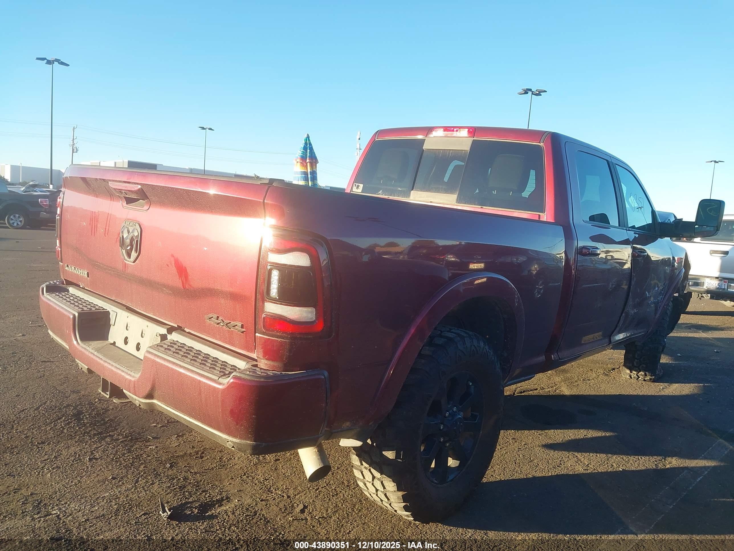 RAM 2500 image 4