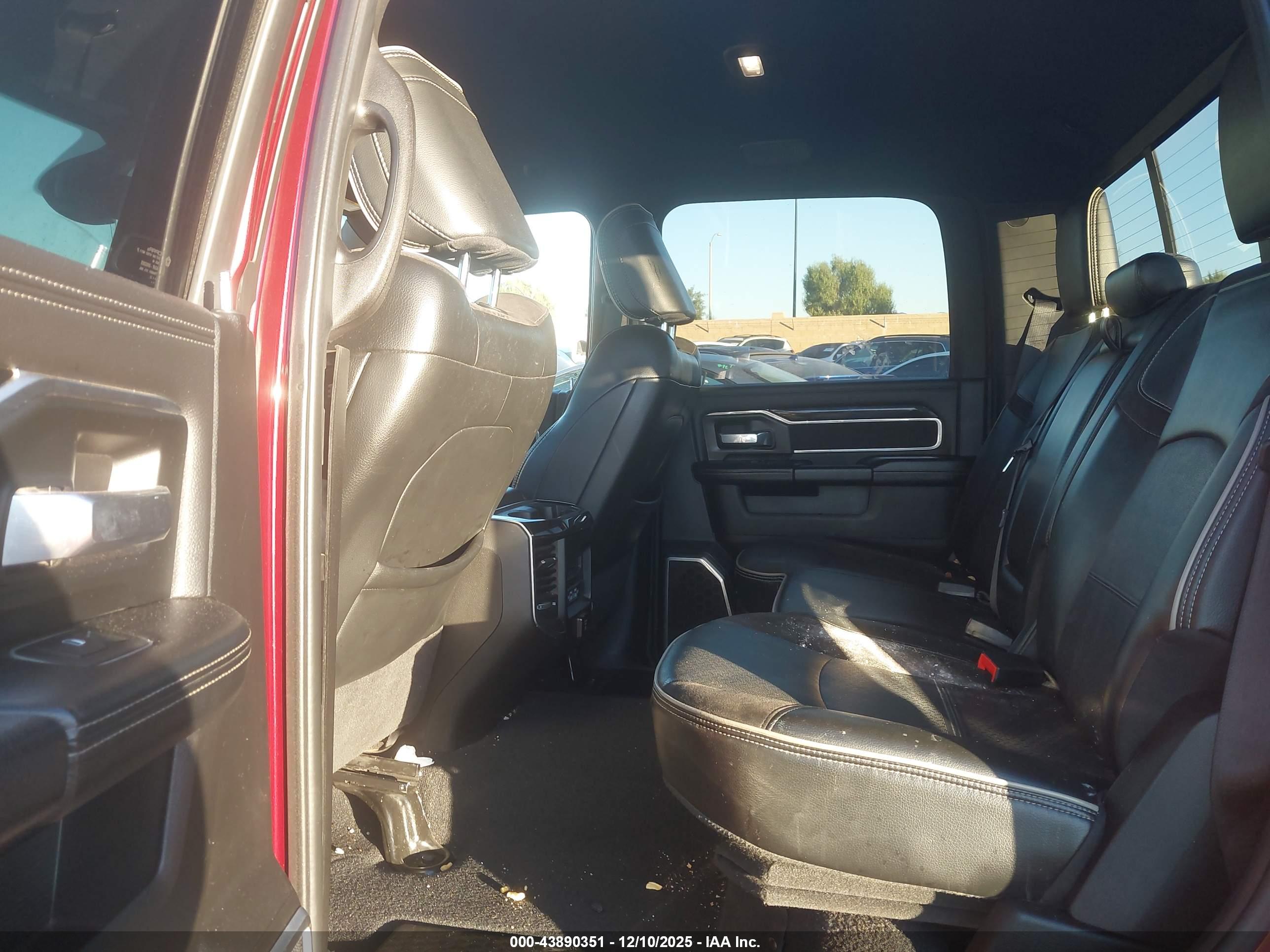 RAM 2500 image 8
