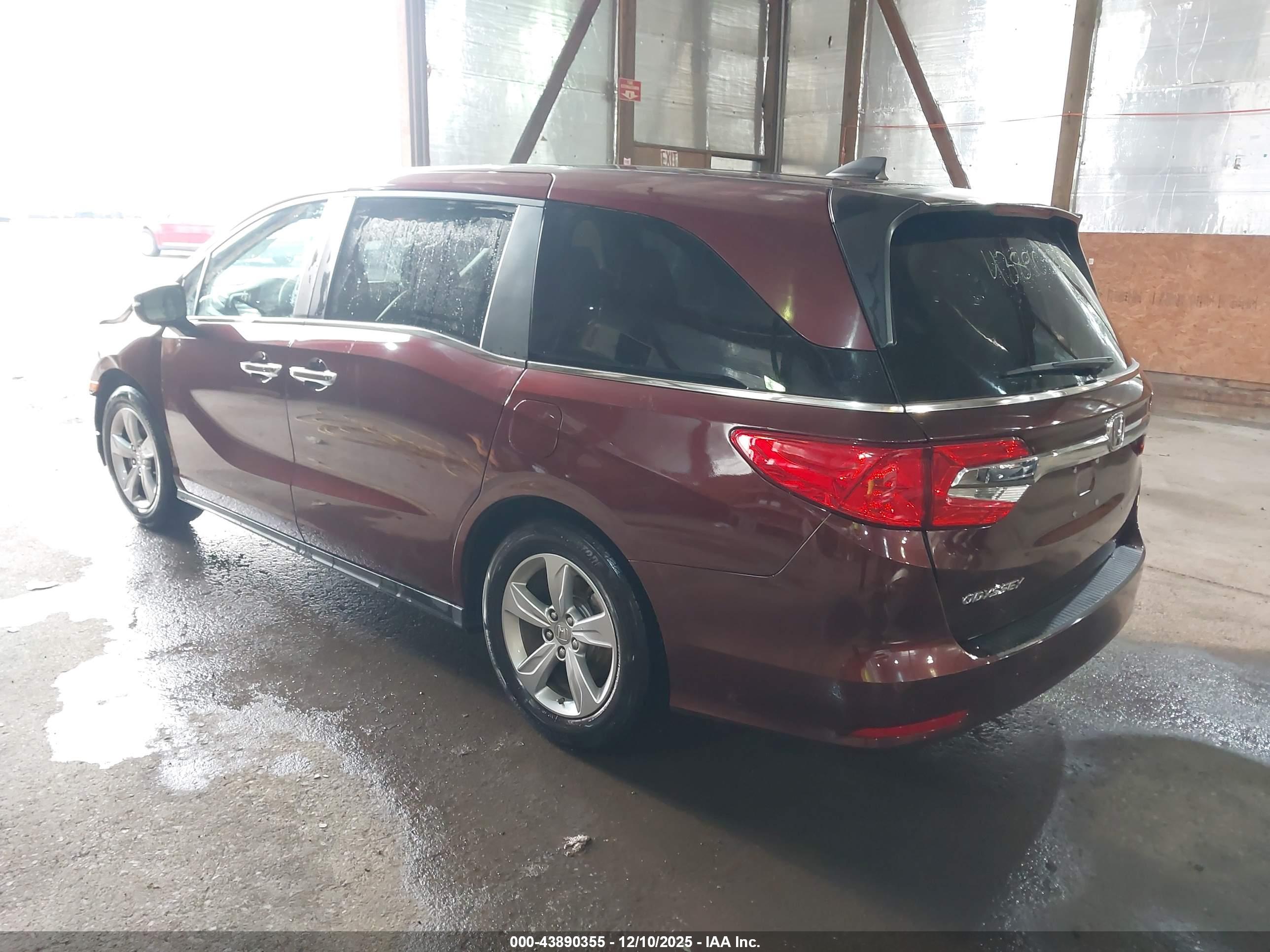 HONDA ODYSSEY image 3