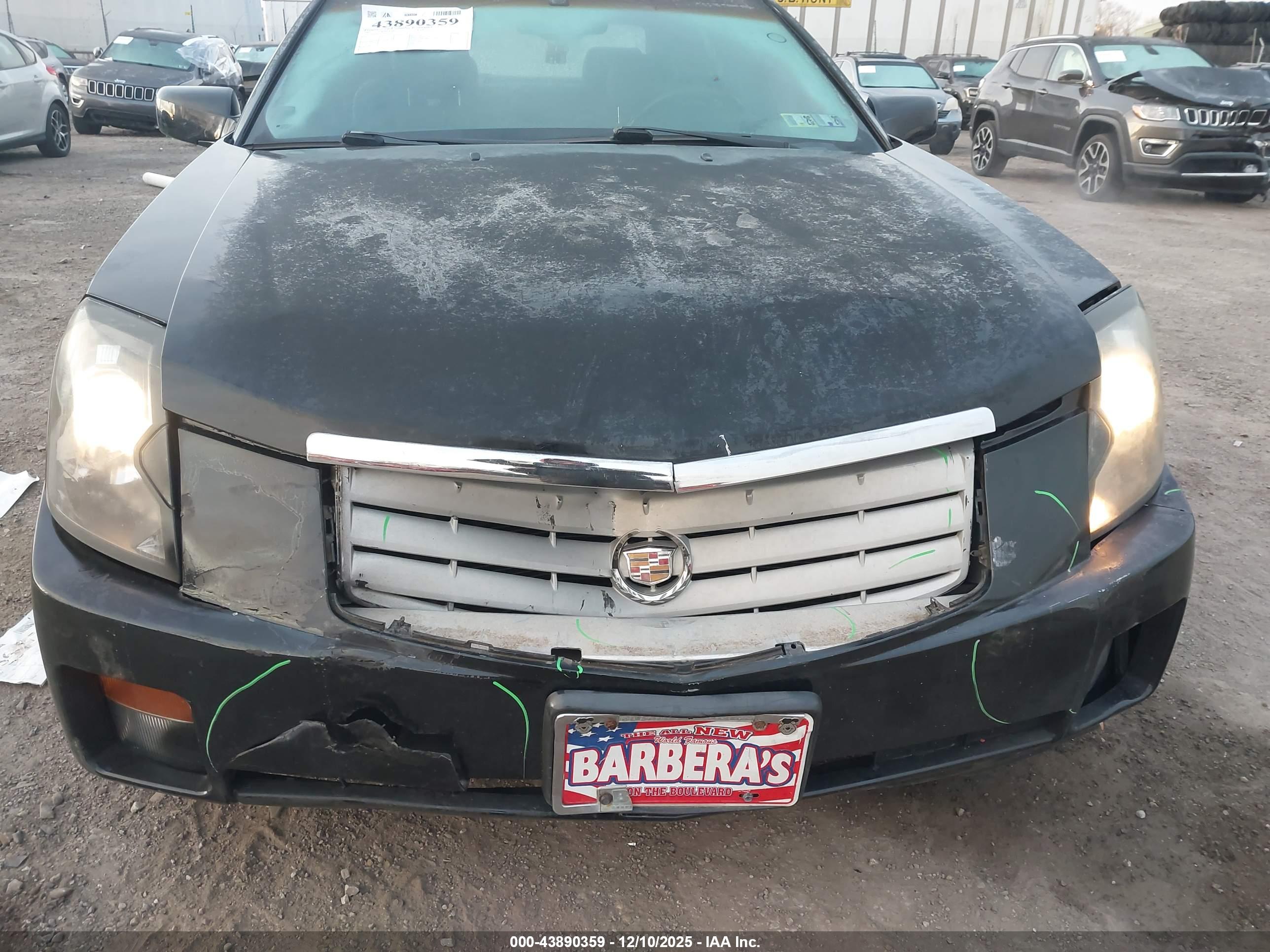 CADILLAC CTS image 6