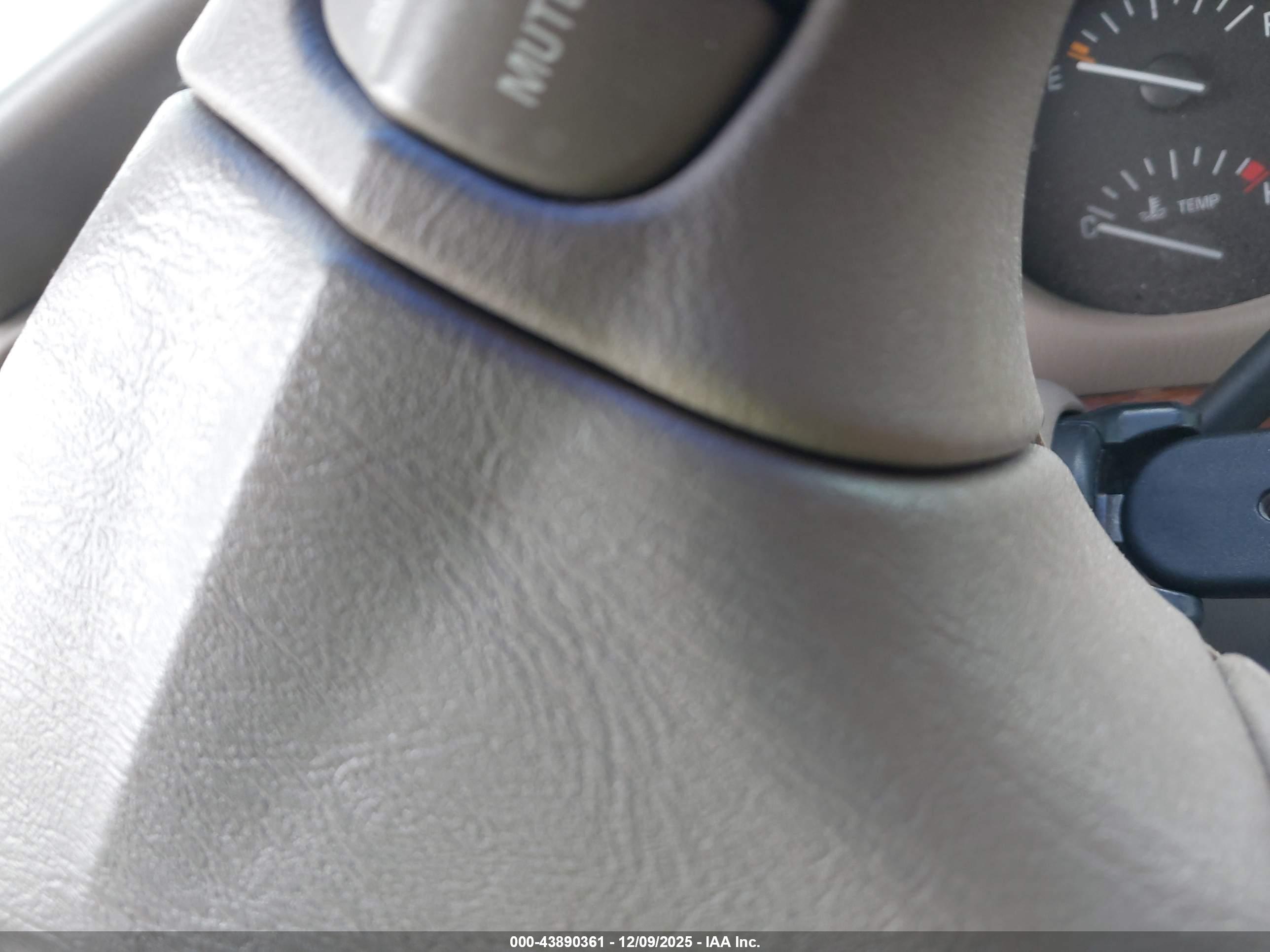 BUICK LESABRE image 11