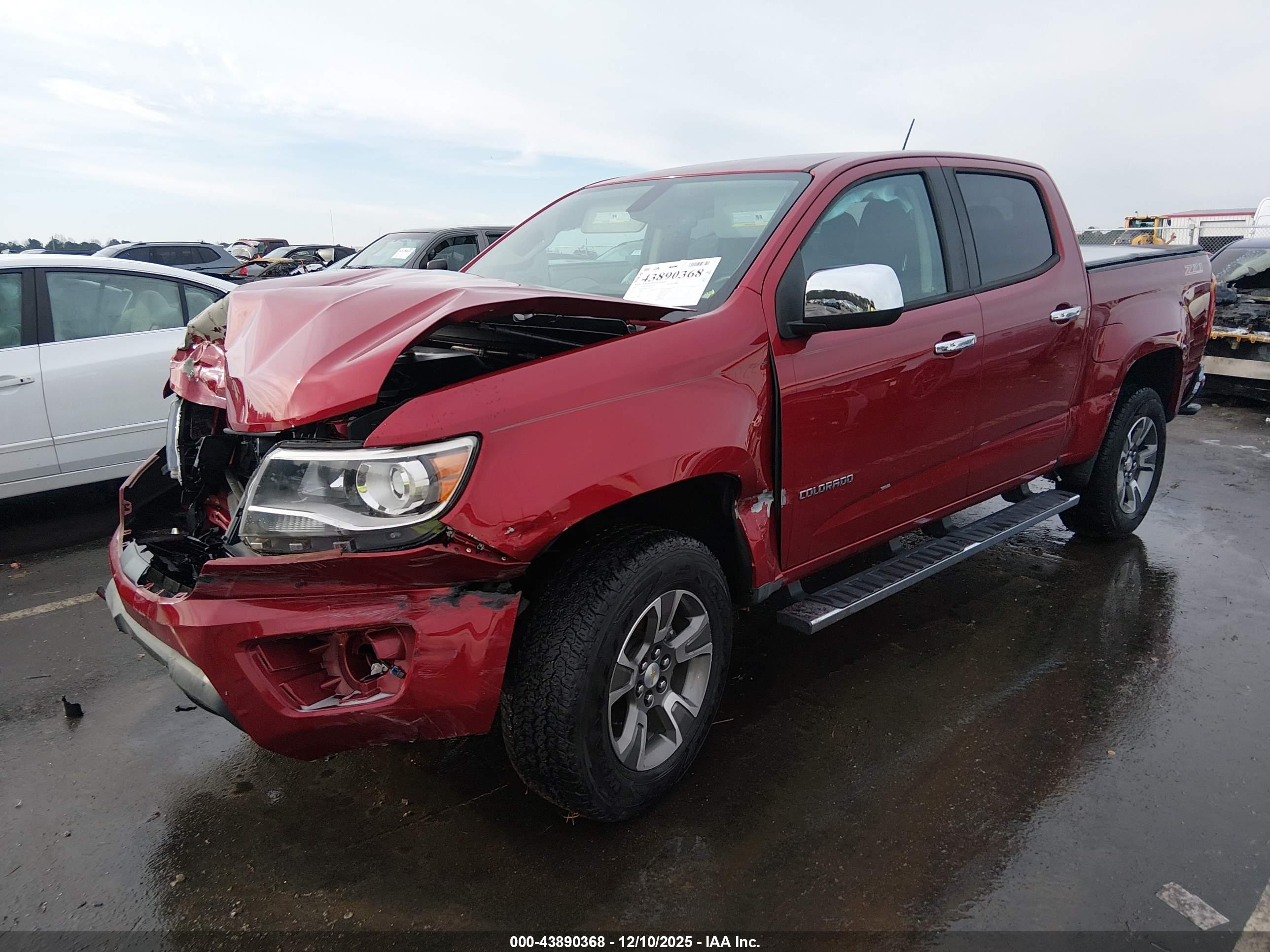 CHEVROLET COLORADO image 2