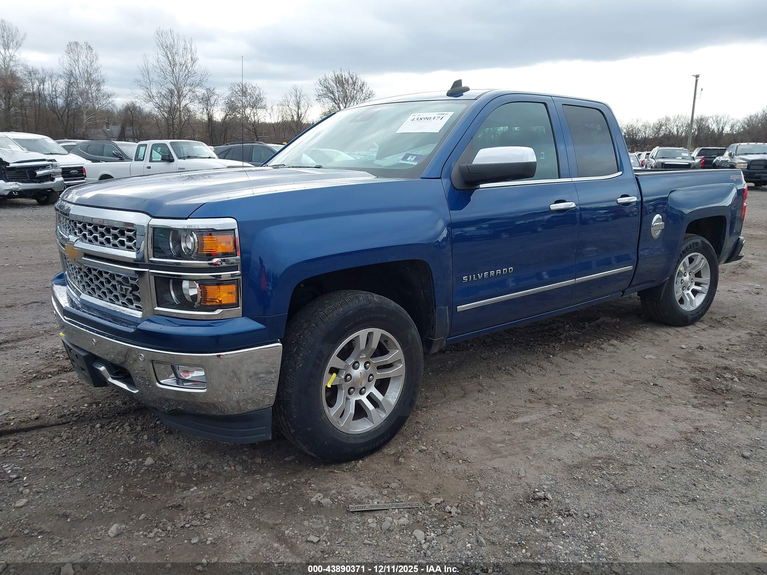 CHEVROLET SILVERADO image 2