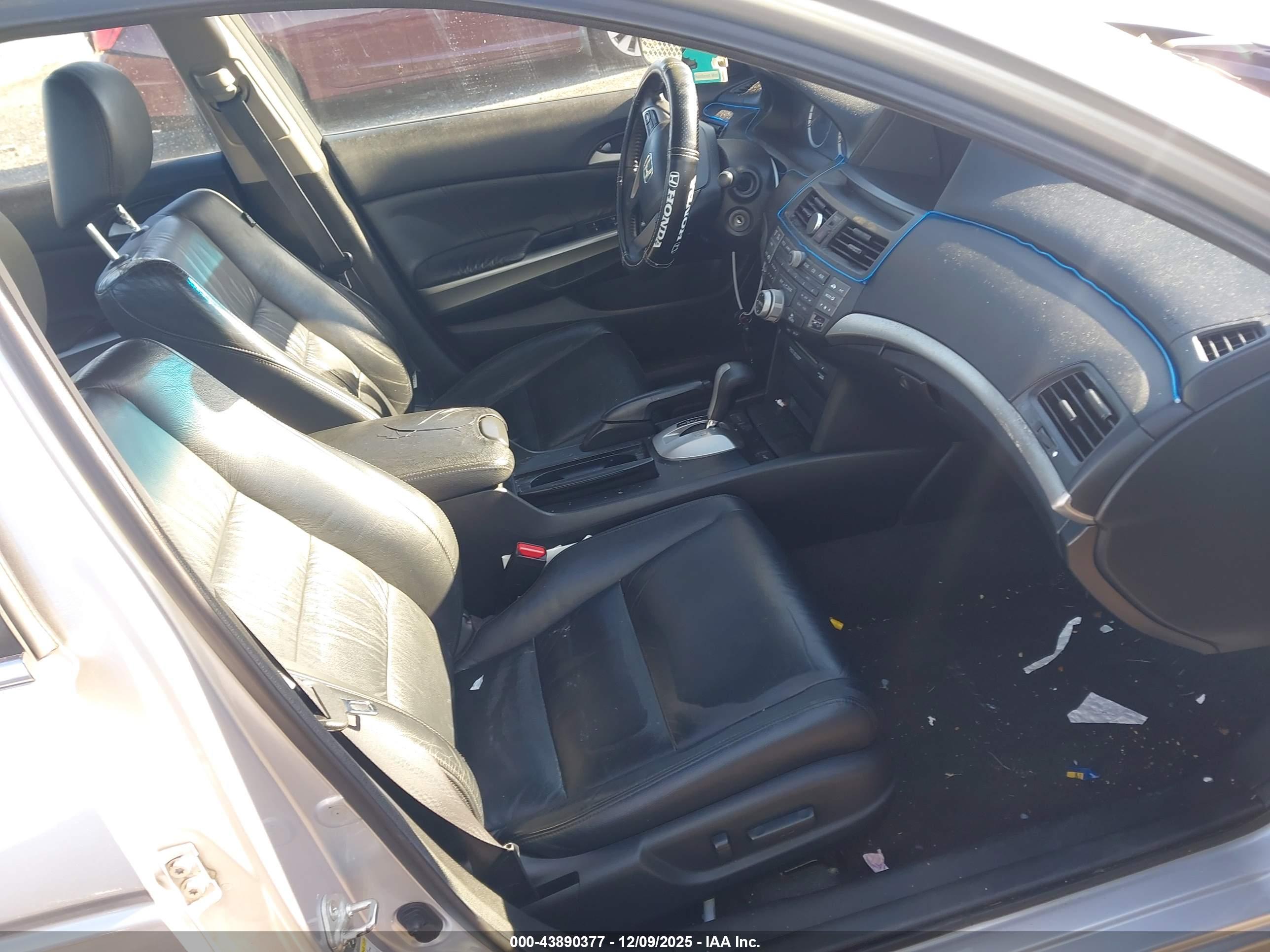 HONDA ACCORD image 5
