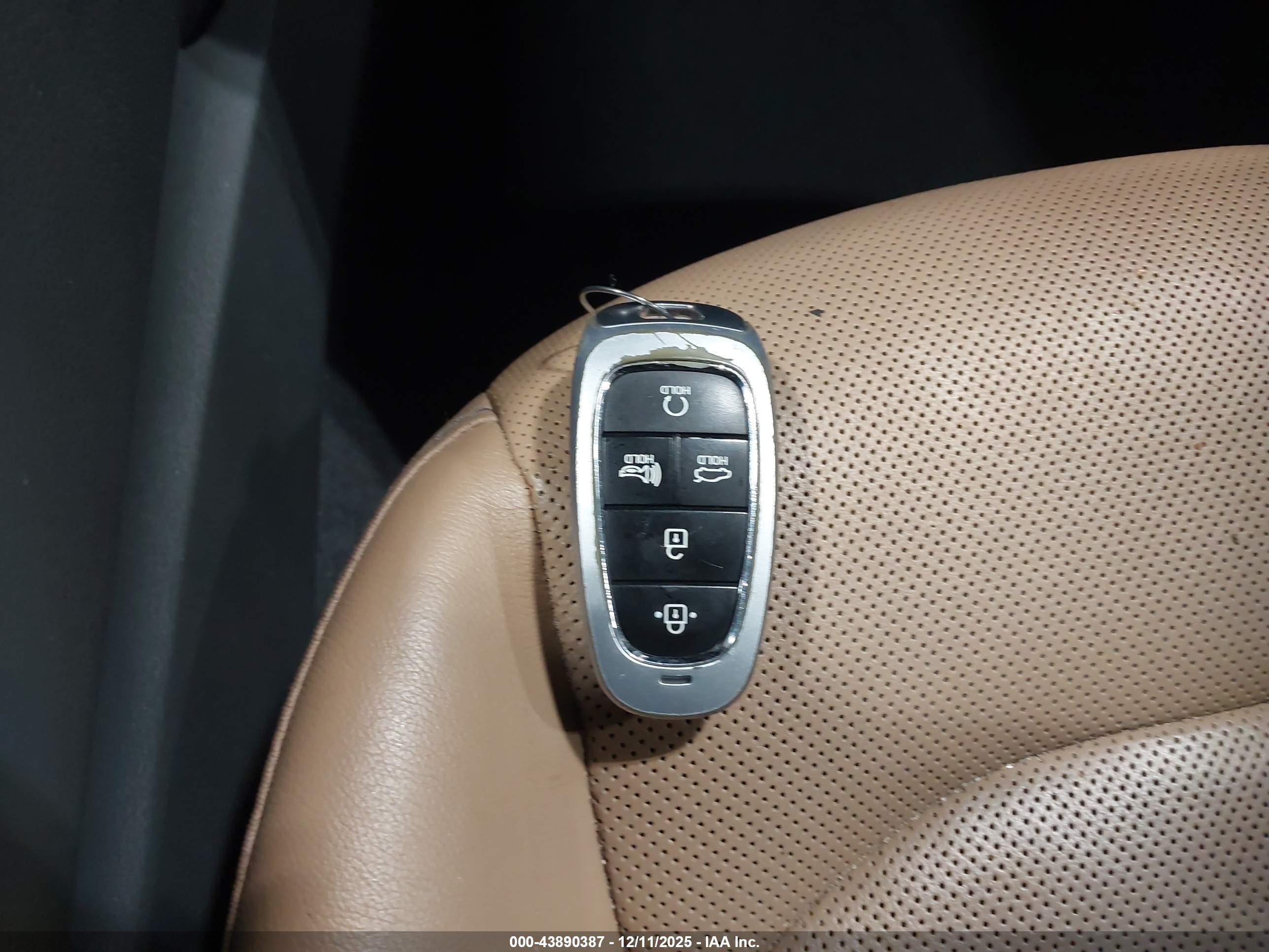 HYUNDAI SONATA image 11