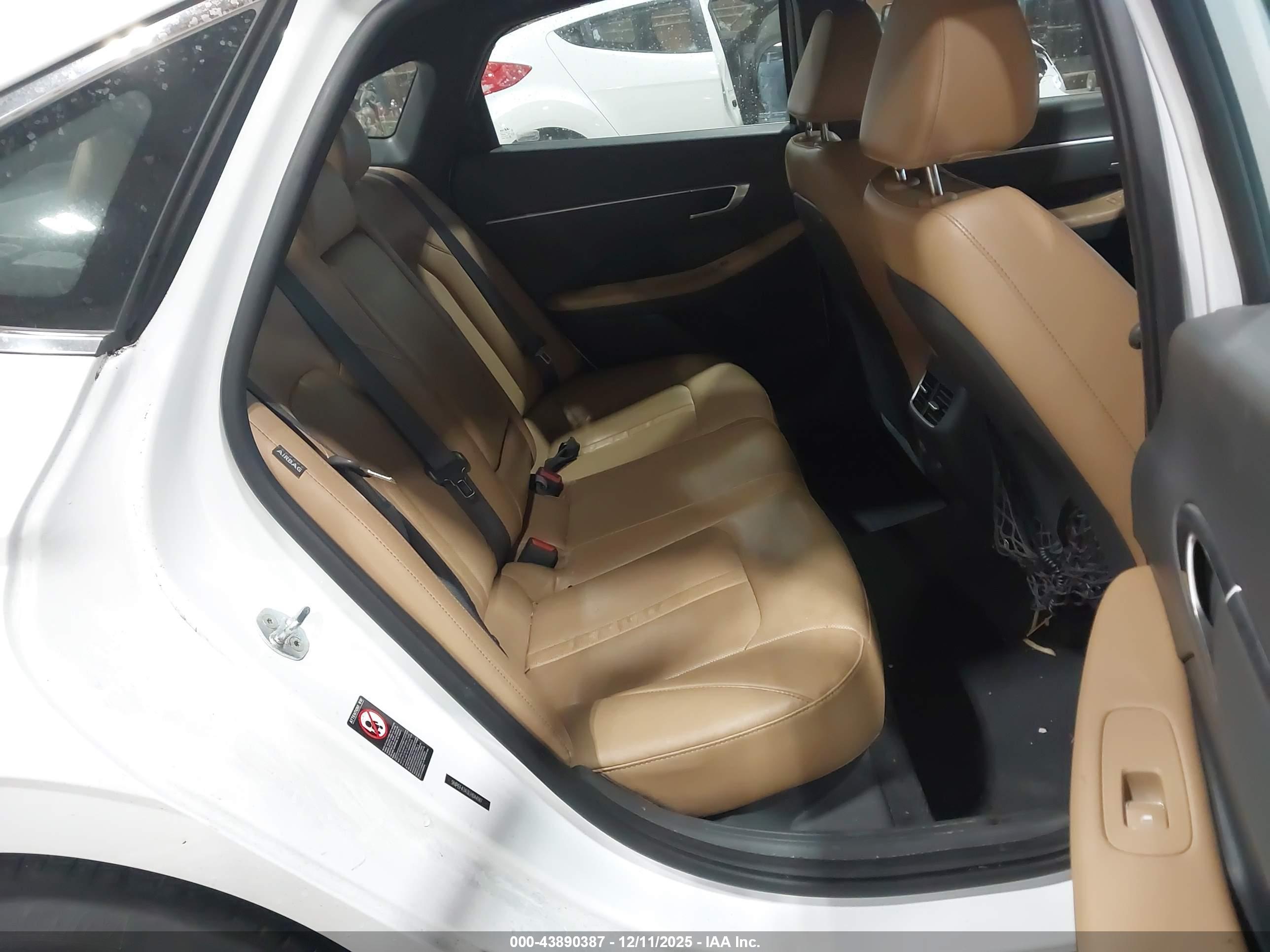 HYUNDAI SONATA image 8
